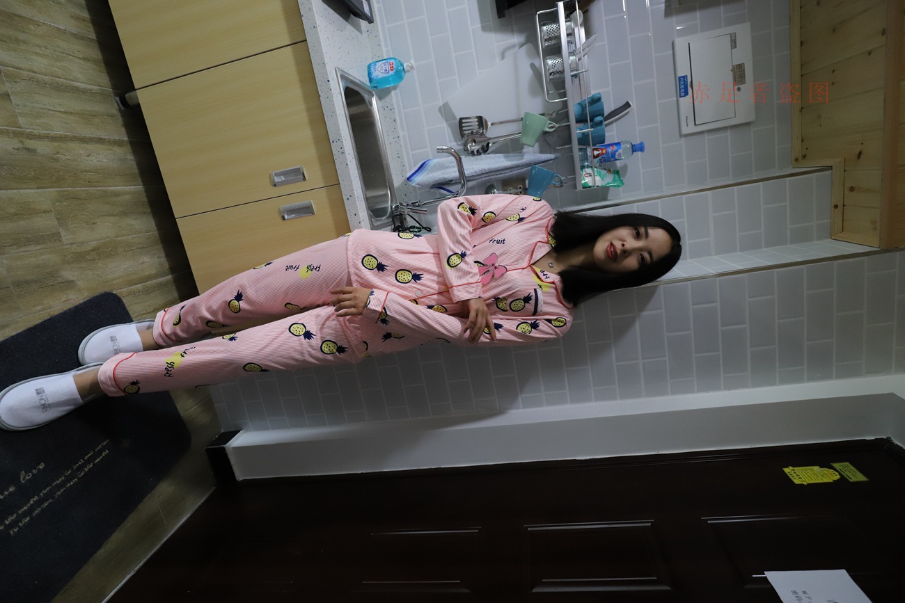 图片[12]-大西瓜爱牙膏-2018 6月活动 模特2（二） 尝试搭讪 短丝+船袜 [252P] – 速更版-美库