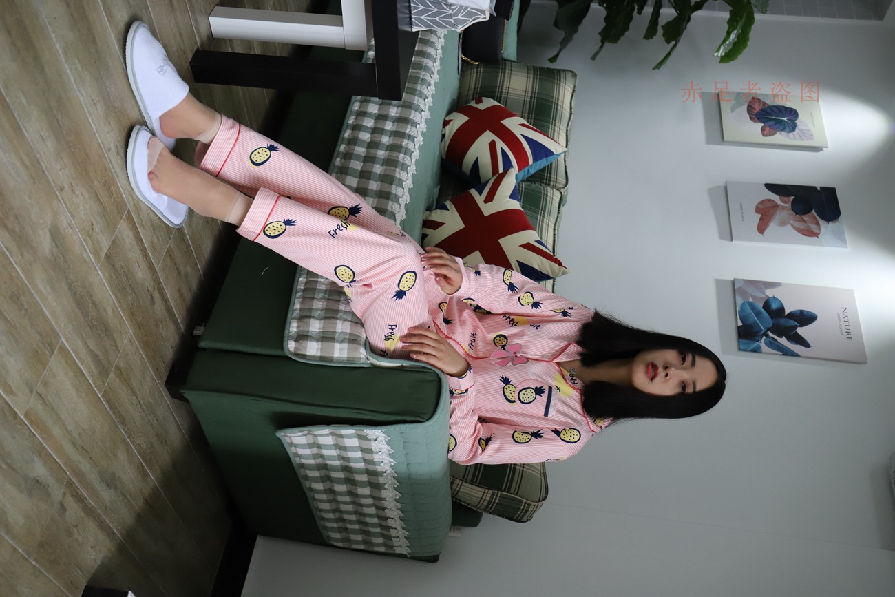 图片[24]-大西瓜爱牙膏-2018 6月活动 模特2（二） 尝试搭讪 短丝+船袜 [252P] – 速更版-美库