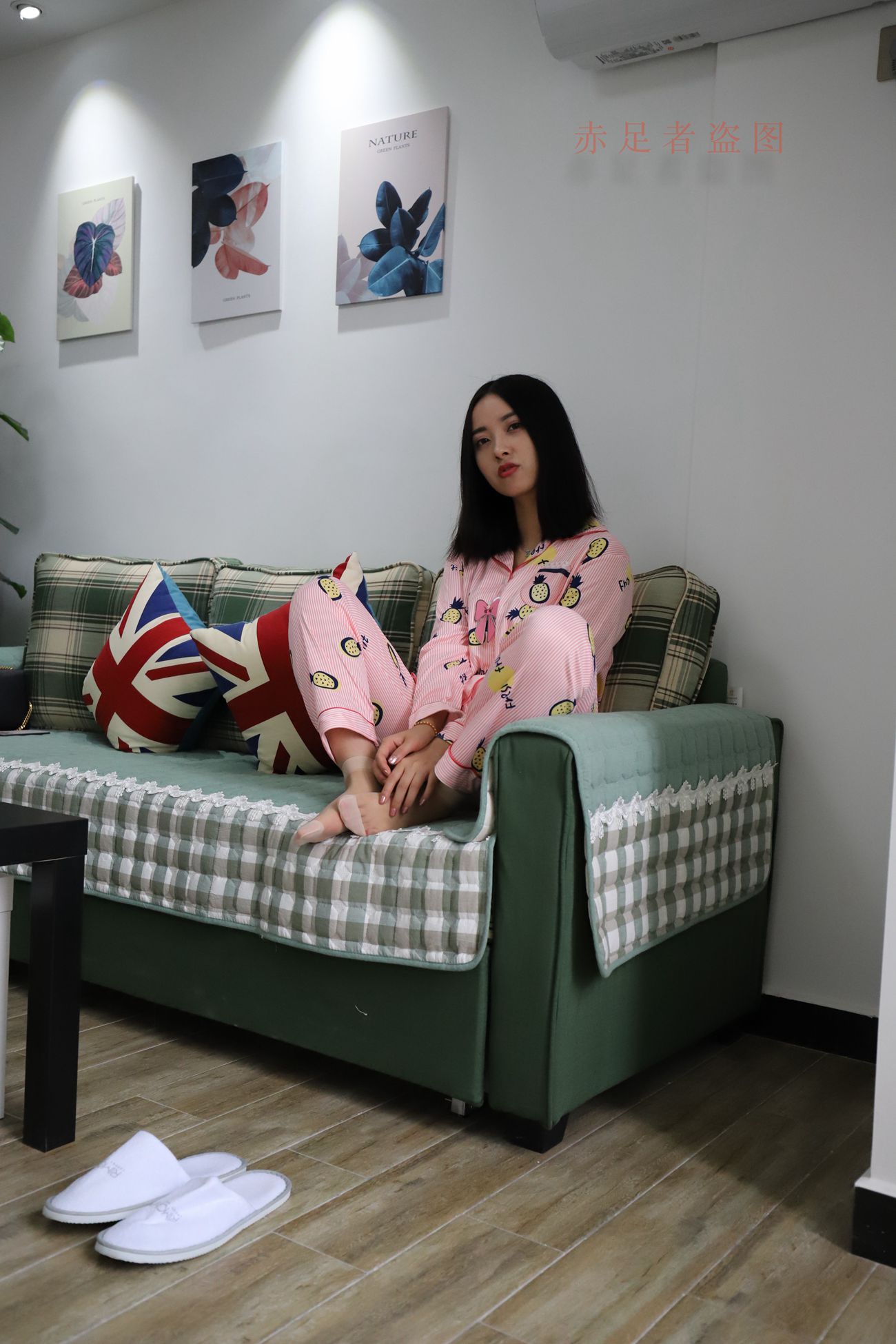 图片[26]-大西瓜爱牙膏-2018 6月活动 模特2（二） 尝试搭讪 短丝+船袜 [252P] – 速更版-美库