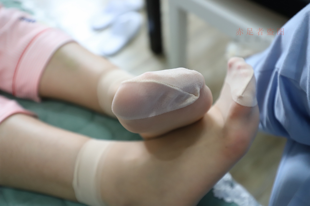 图片[77]-大西瓜爱牙膏-2018 6月活动 模特2（二） 尝试搭讪 短丝+船袜 [252P] – 速更版-美库