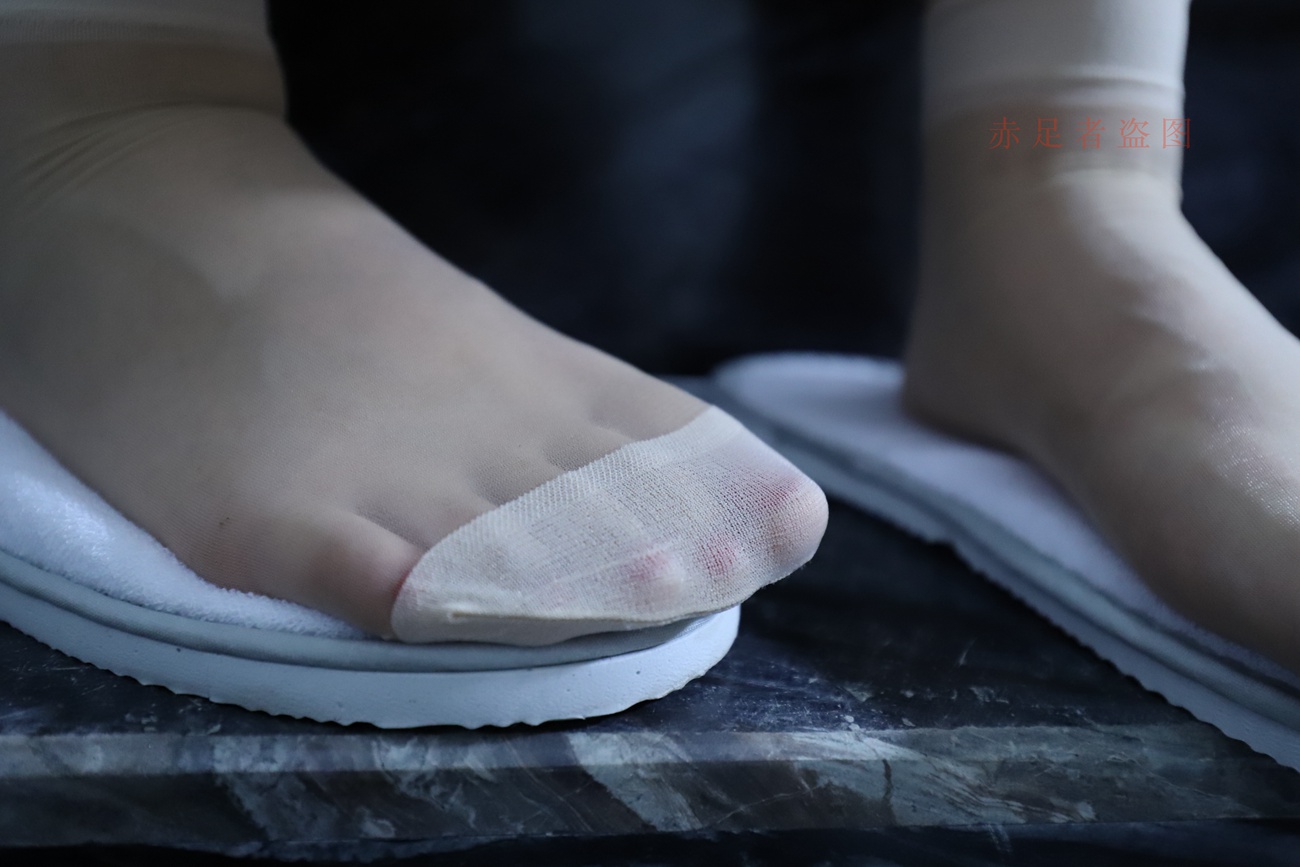 图片[98]-大西瓜爱牙膏-2018 6月活动 模特2（二） 尝试搭讪 短丝+船袜 [252P] – 速更版-美库