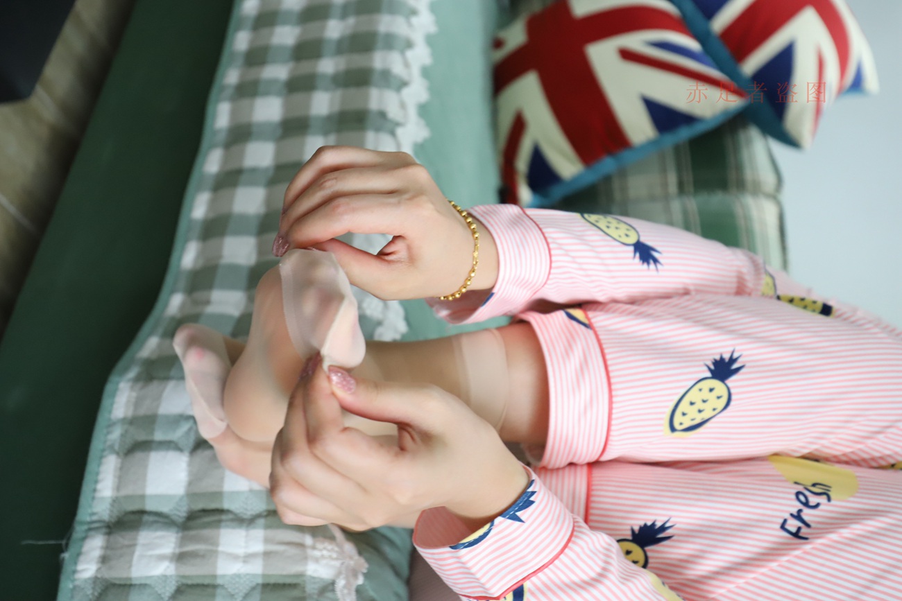 图片[117]-大西瓜爱牙膏-2018 6月活动 模特2（二） 尝试搭讪 短丝+船袜 [252P] – 速更版-美库