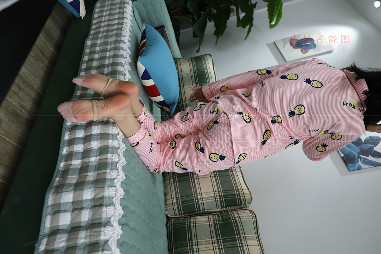 图片[128]-大西瓜爱牙膏-2018 6月活动 模特2（二） 尝试搭讪 短丝+船袜 [252P] – 速更版-美库