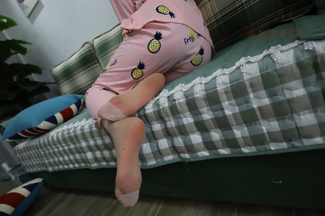 图片[176]-大西瓜爱牙膏-2018 6月活动 模特2（二） 尝试搭讪 短丝+船袜 [252P] – 速更版-美库