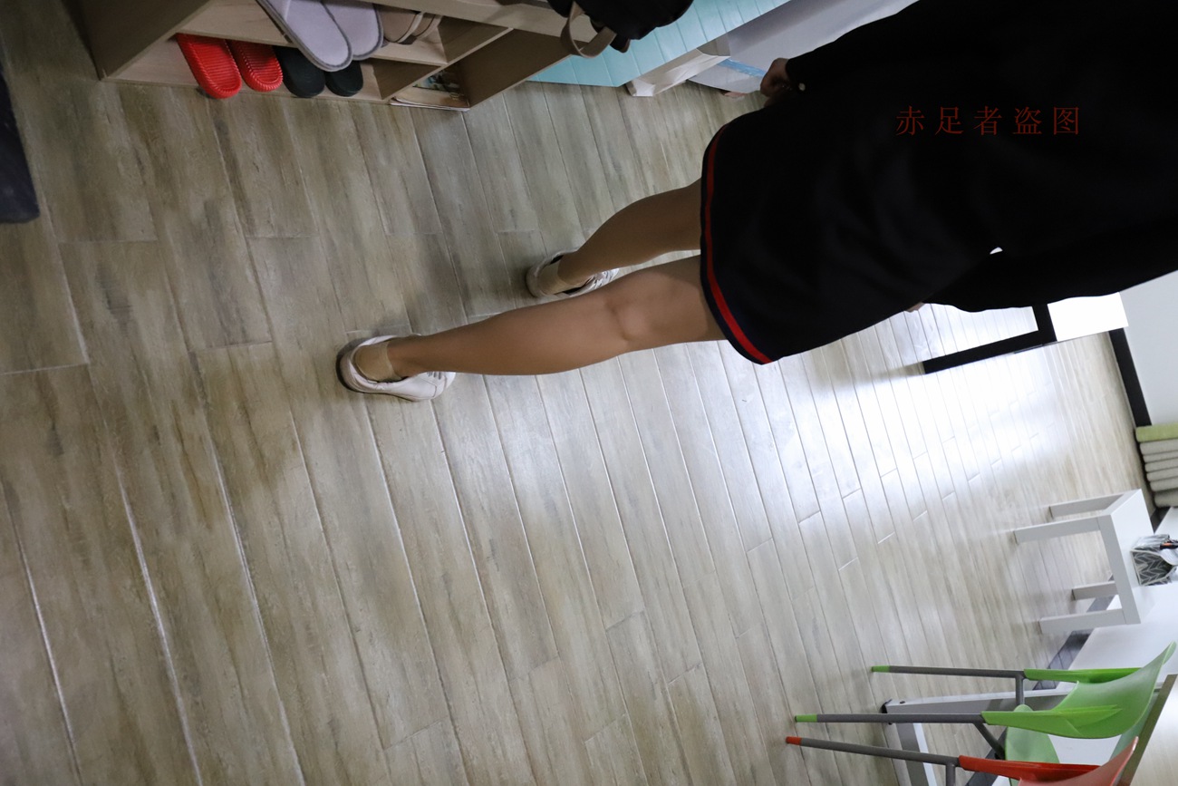 图片[196]-大西瓜爱牙膏-2018 6月活动 模特2（二） 尝试搭讪 短丝+船袜 [252P] – 速更版-美库