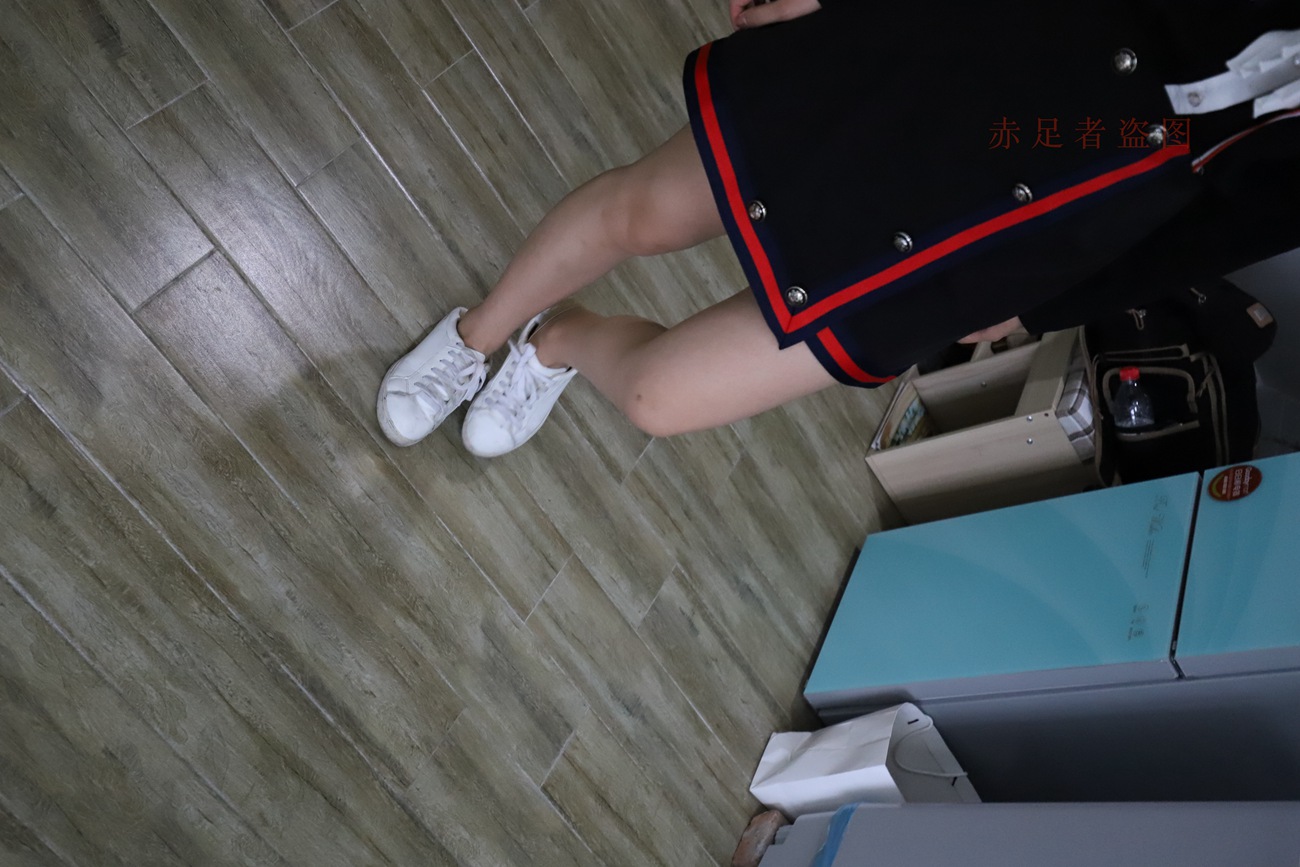 图片[203]-大西瓜爱牙膏-2018 6月活动 模特2（二） 尝试搭讪 短丝+船袜 [252P] – 速更版-美库