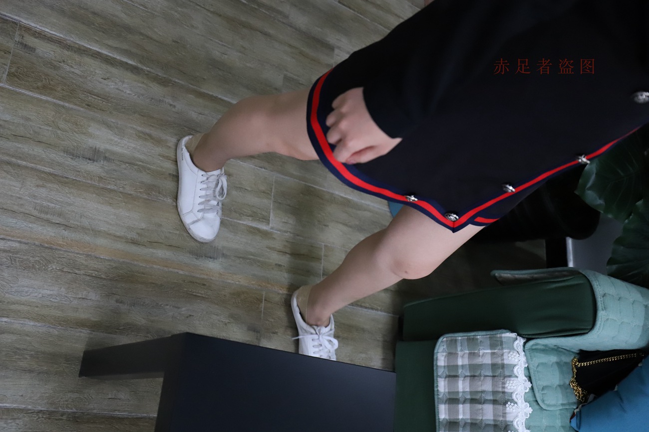 图片[204]-大西瓜爱牙膏-2018 6月活动 模特2（二） 尝试搭讪 短丝+船袜 [252P] – 速更版-美库