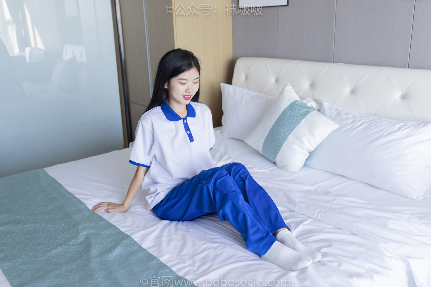 图片[79]-[BoBoSocks袜啵啵]NO.039 小奶熊-校服、vans帆布鞋、短白棉袜、裸足[154P] – 速更版-美库