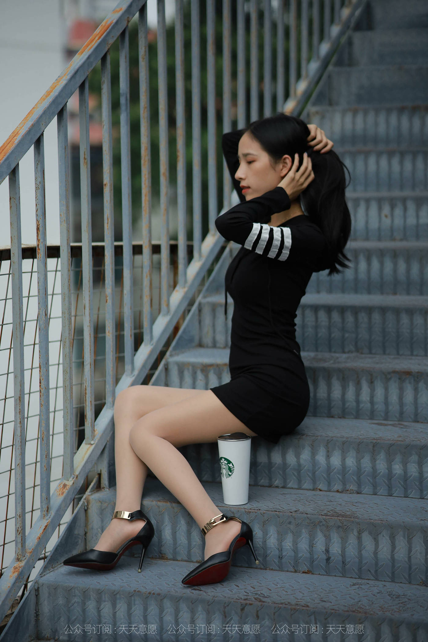 图片[10]-[IESS异思趣向] 2021.11.06 丝享家967：美子《天台大长腿》[77P] – 速更版-美库