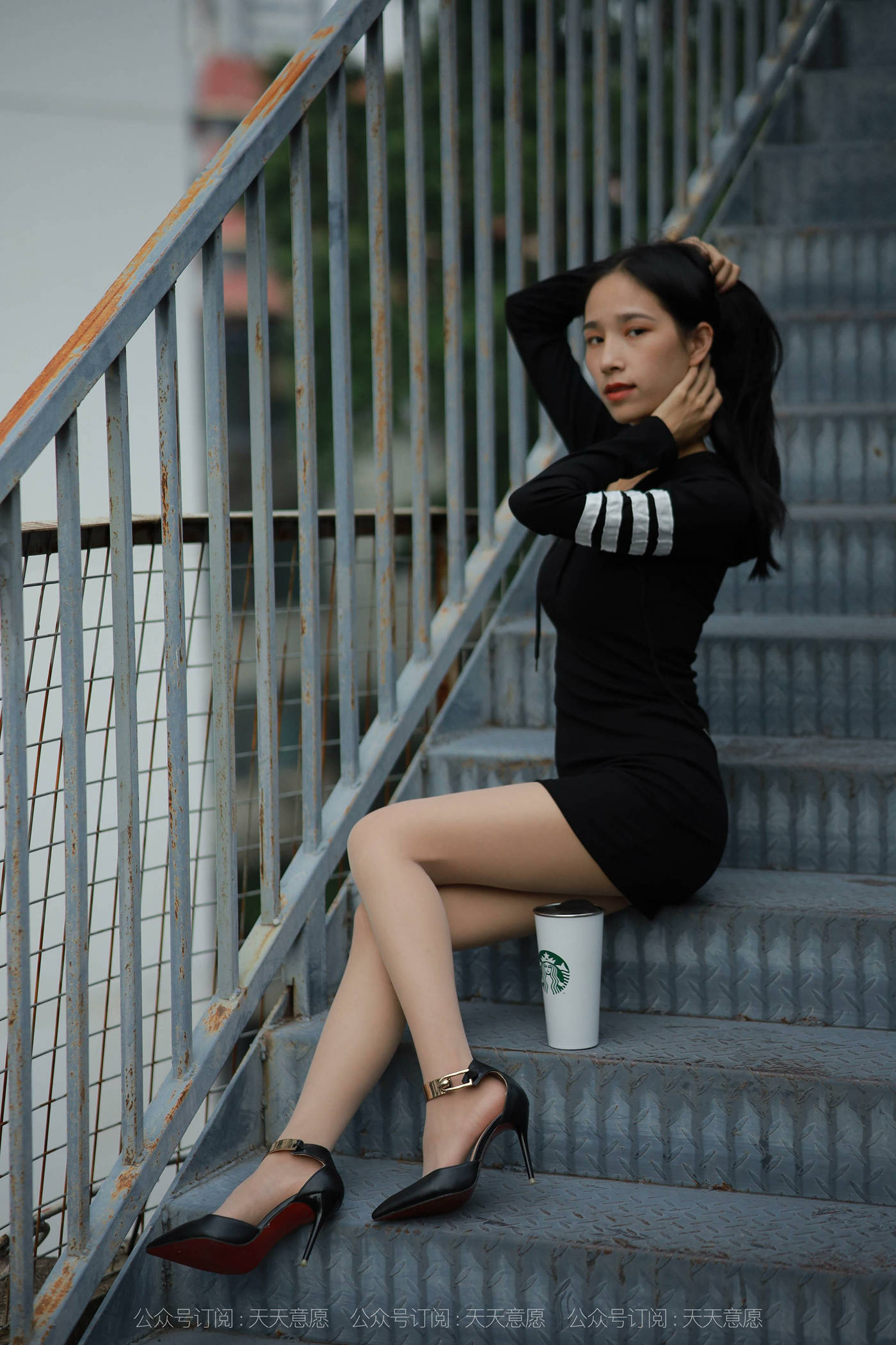 图片[11]-[IESS异思趣向] 2021.11.06 丝享家967：美子《天台大长腿》[77P] – 速更版-美库