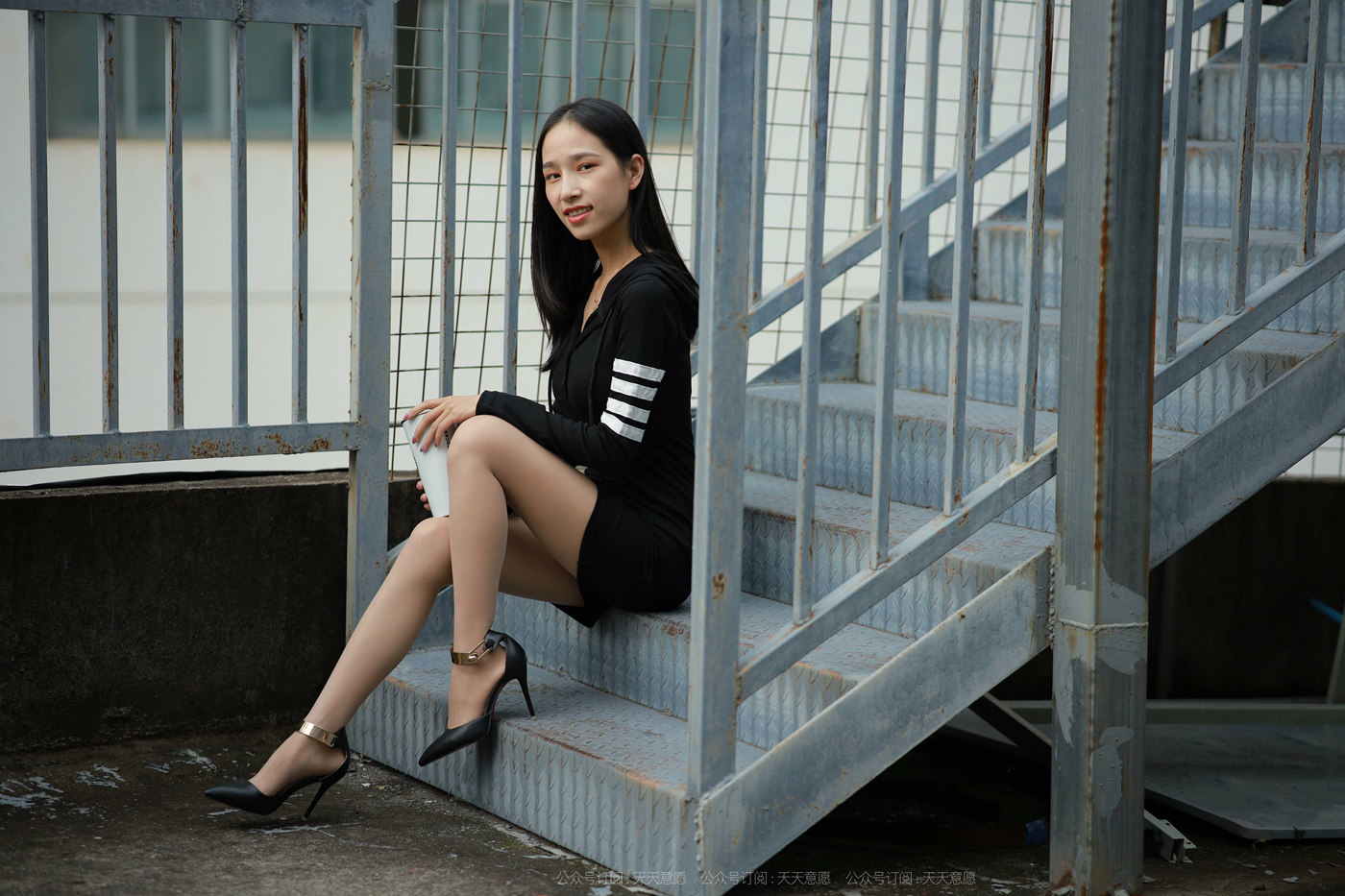 图片[31]-[IESS异思趣向] 2021.11.06 丝享家967：美子《天台大长腿》[77P] – 速更版-美库