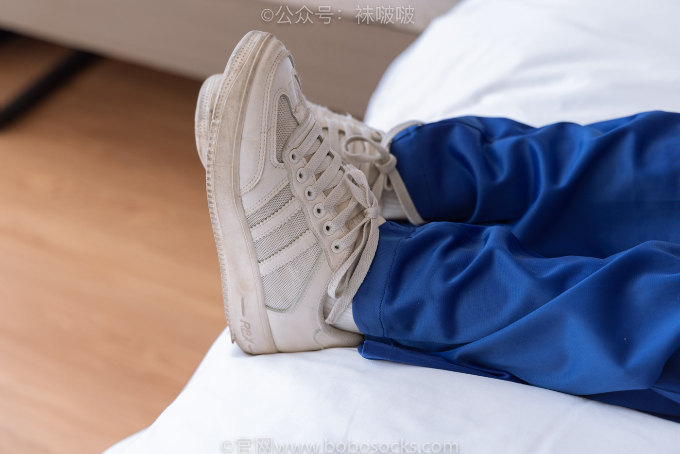 图片[24]-[BoBoSocks袜啵啵]NO.042 砂糖-校服、板鞋、白棉袜、油亮白丝[139P] – 速更版-美库