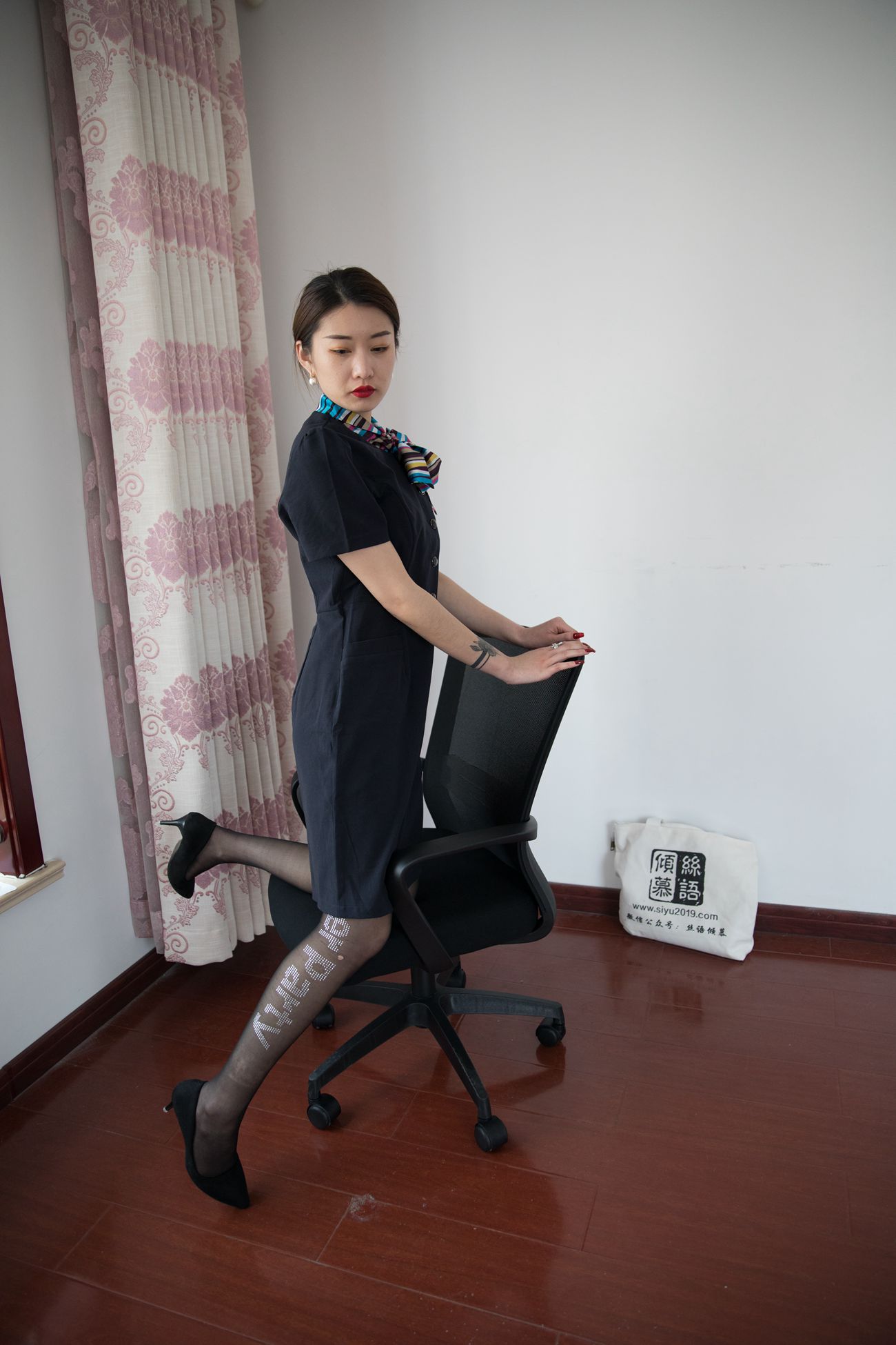 图片[68]-物恋传媒 No.379 言言-黑色木槿 [139P] – 速更版-美库