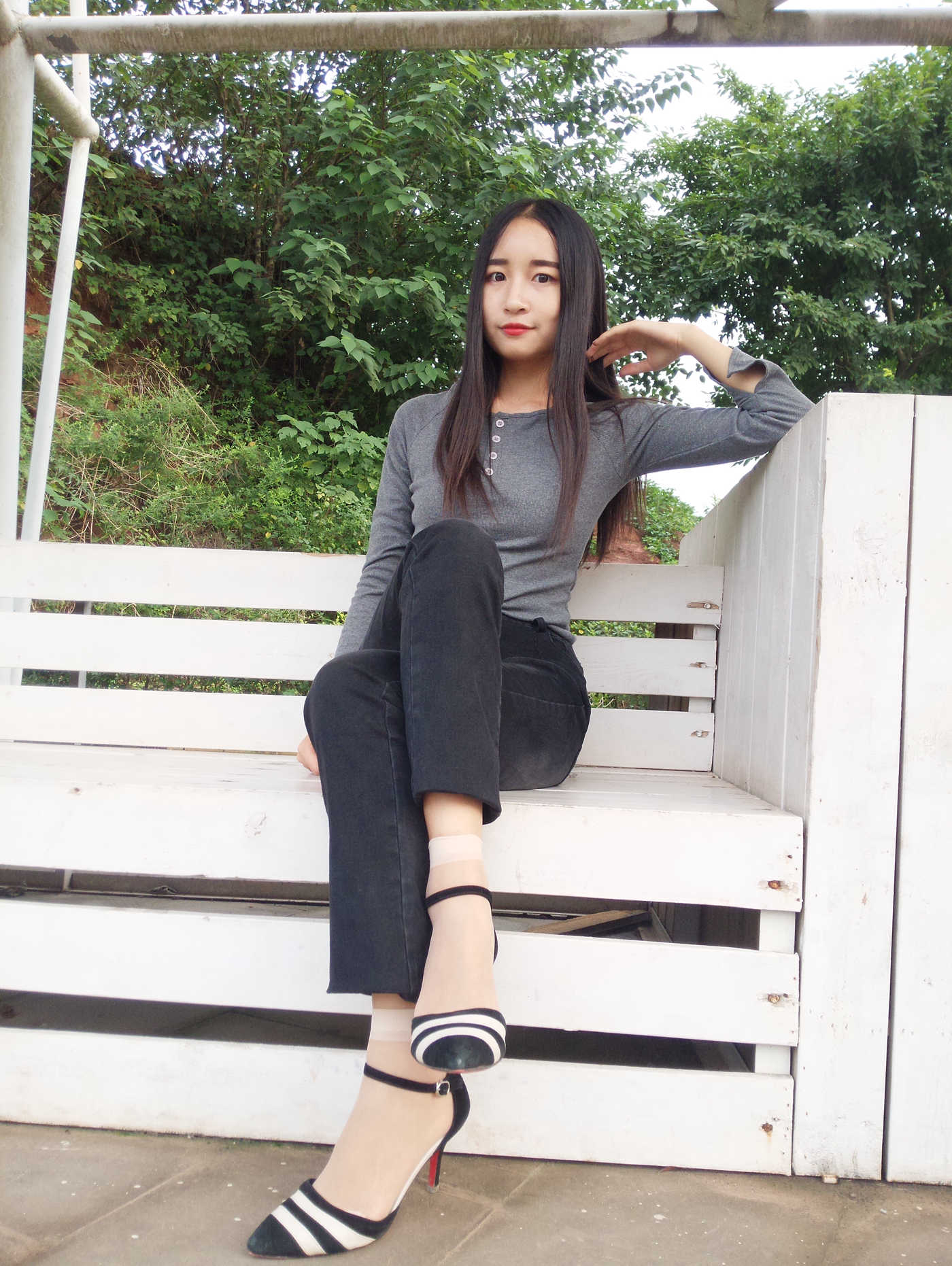 图片[25]-学妹校园寝室短丝系列040期 魏丹[193P] – 速更版-美库