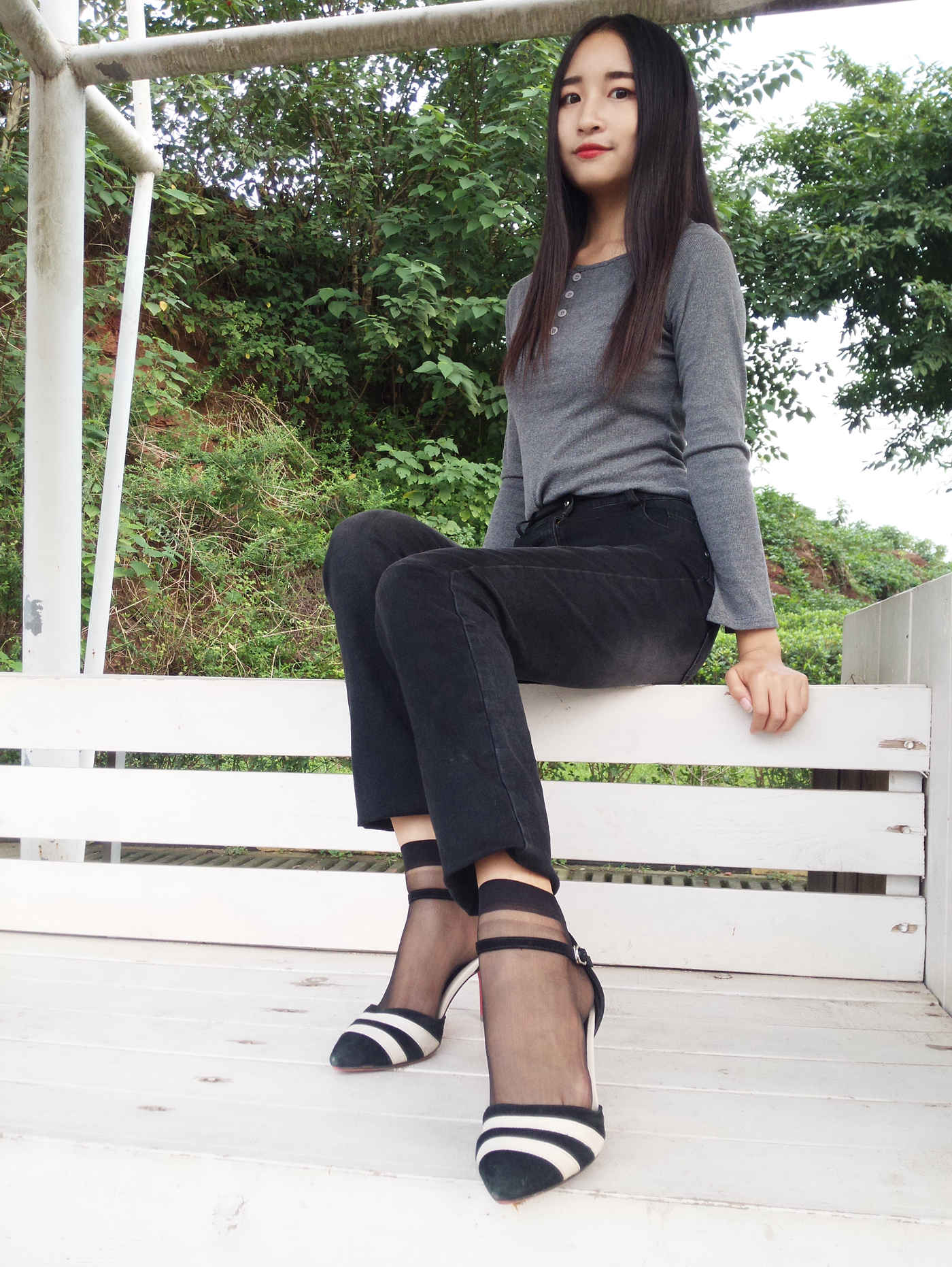 图片[81]-学妹校园寝室短丝系列040期 魏丹[193P] – 速更版-美库