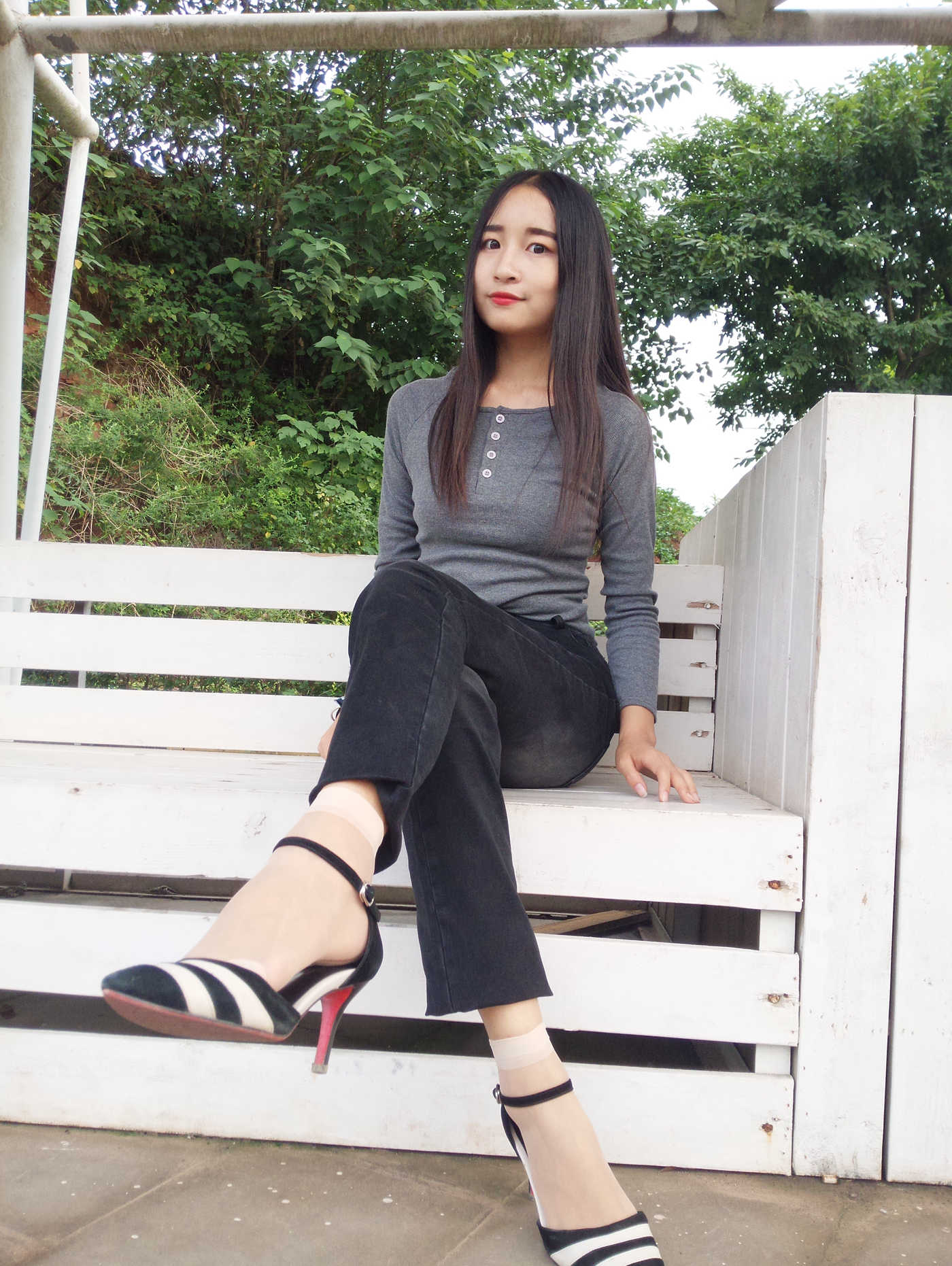 图片[140]-学妹校园寝室短丝系列040期 魏丹[193P] – 速更版-美库