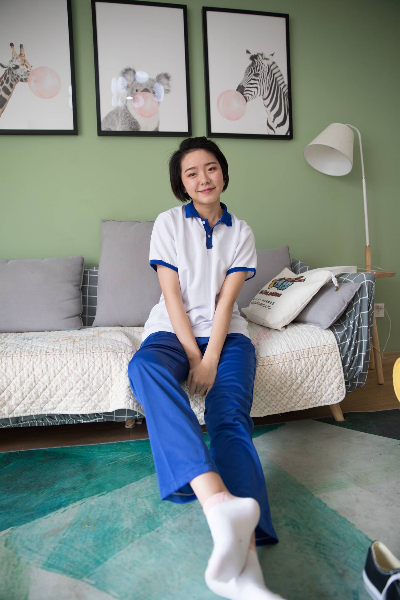 图片[94]-勿恋传媒 No.381 小飞-洱海的上关花 [156P] – 速更版-美库