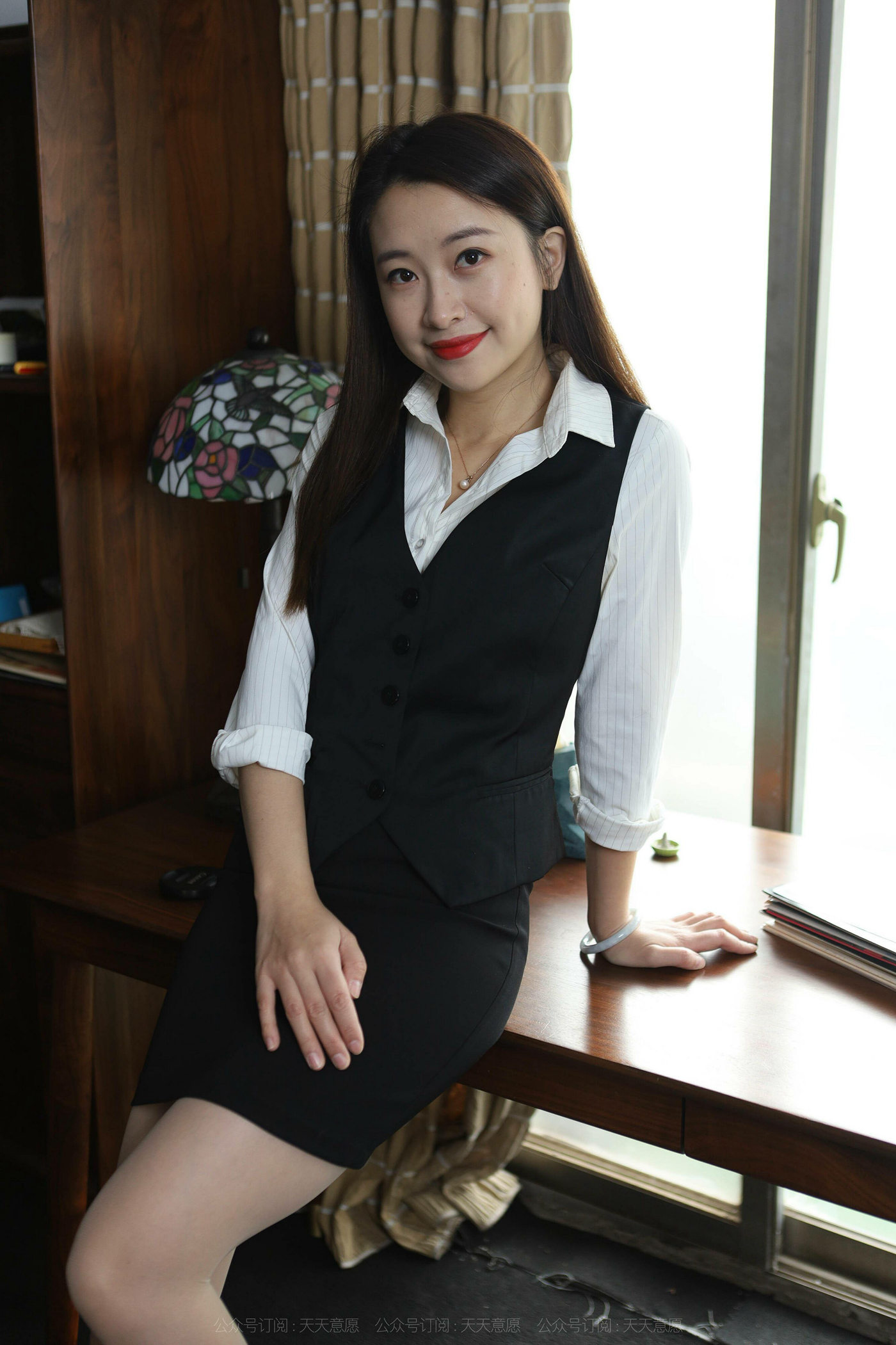 图片[30]-[IESS异思趣向]2021.11.12 丝享家972：小婕《周末陪你加班》[94P] – 速更版-美库