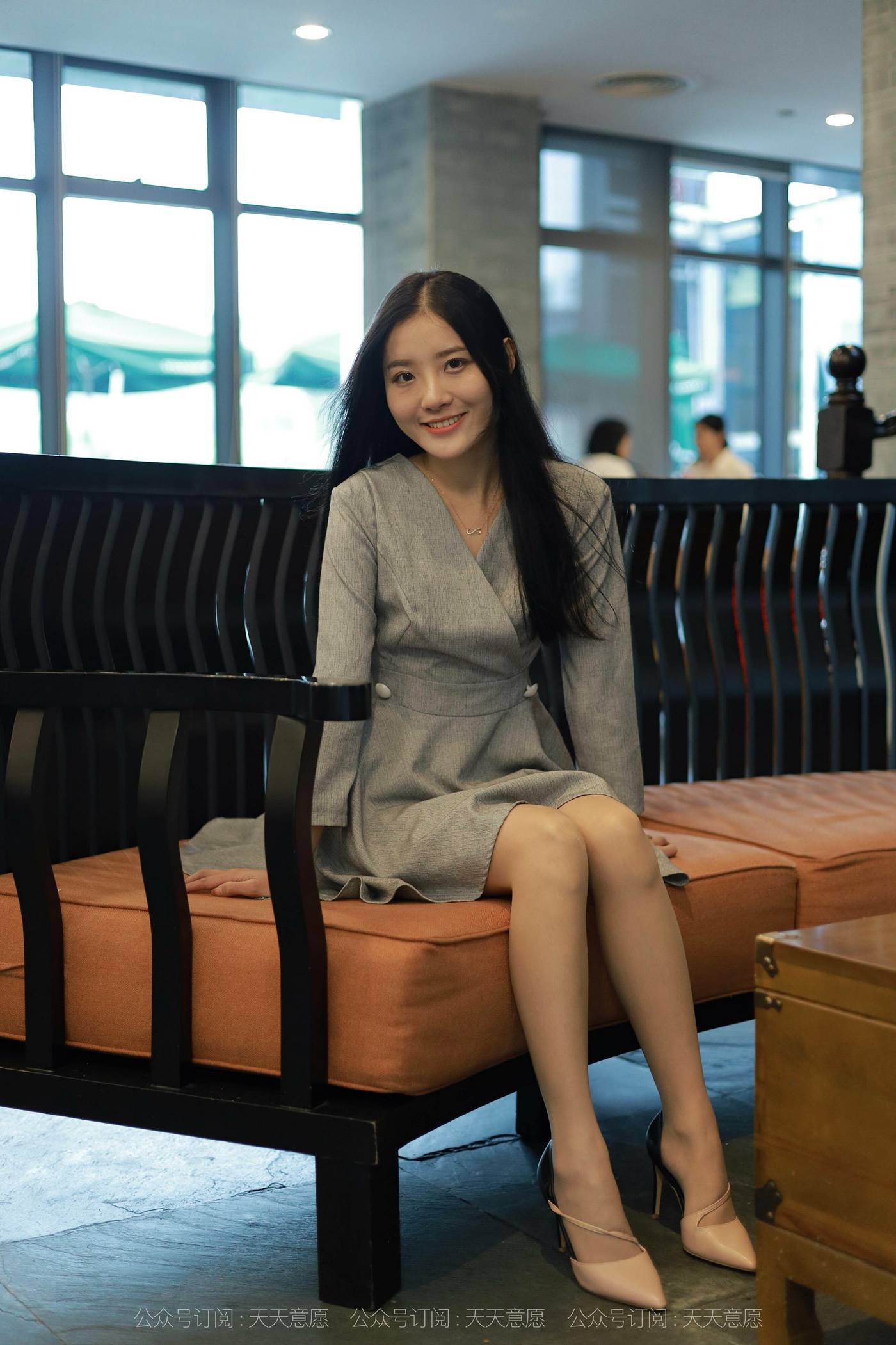 图片[42]-[IESS异思趣向]2021.11.13 丝享家973：婉苹《美女配咖啡》[86P] – 速更版-美库