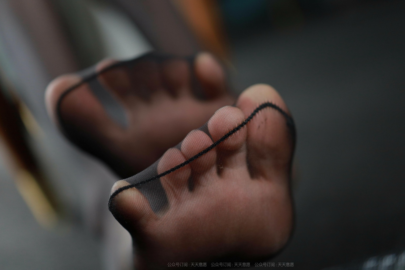 图片[24]-[IESS异思趣向]2021.11.14 丝享家974：团团《长腿打字员》[99P] – 速更版-美库