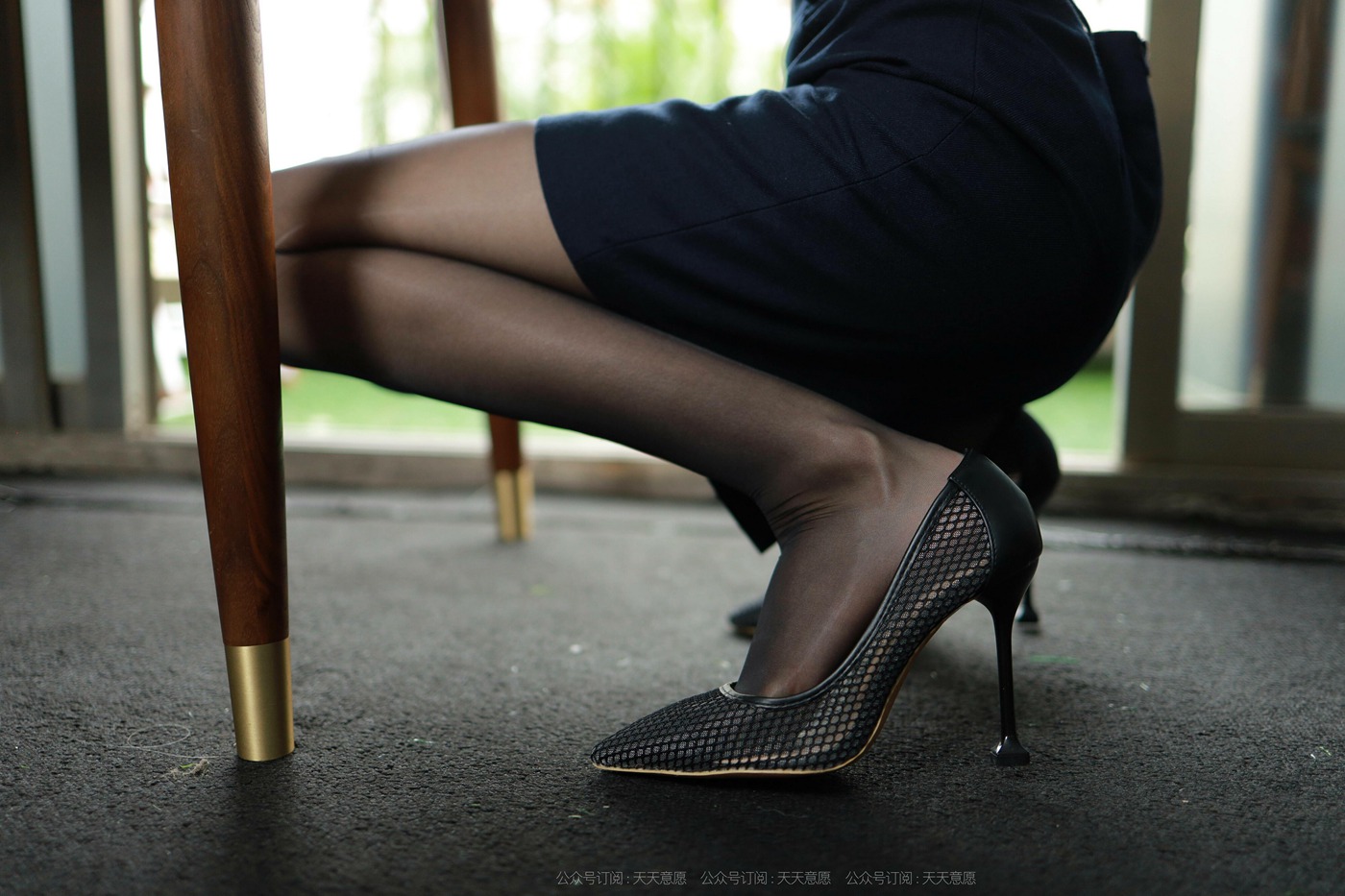 图片[56]-[IESS异思趣向]2021.11.14 丝享家974：团团《长腿打字员》[99P] – 速更版-美库