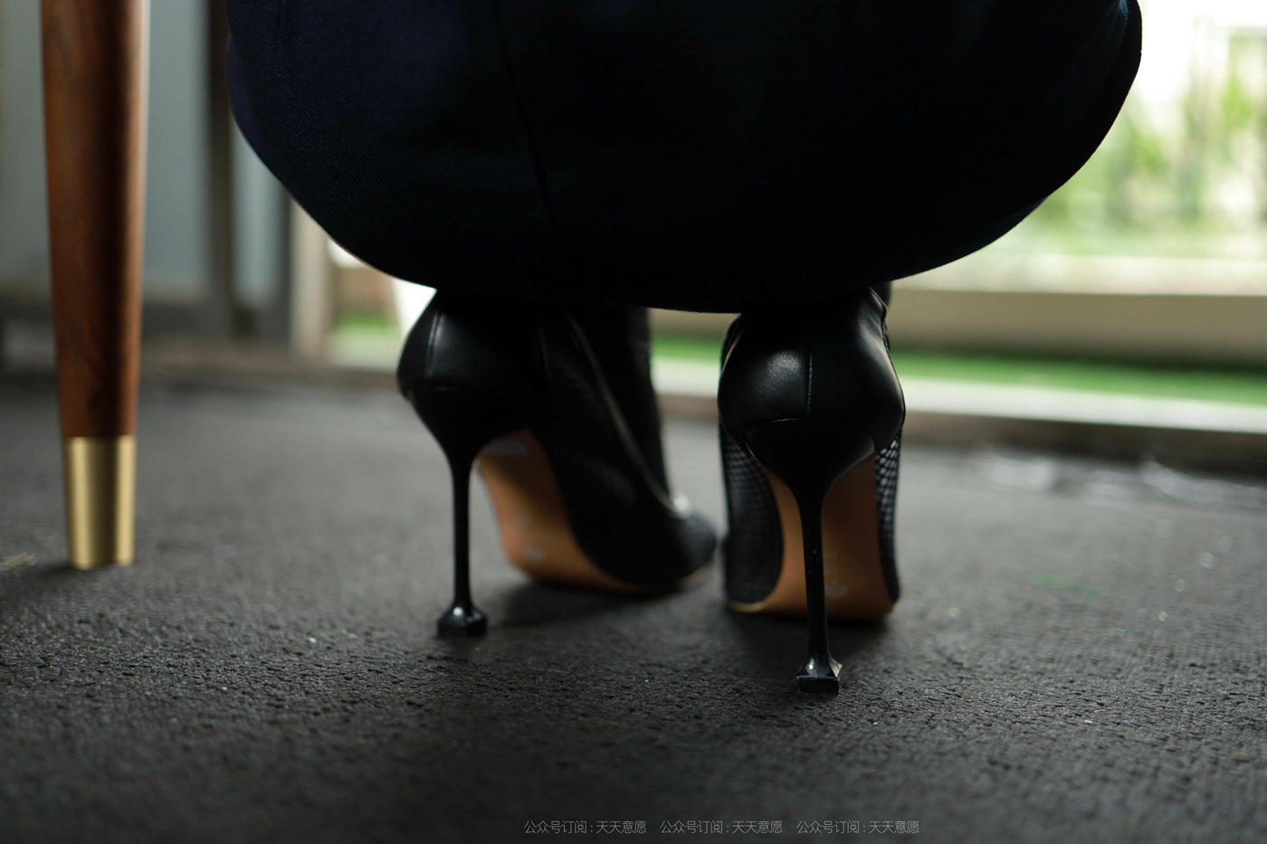 图片[72]-[IESS异思趣向]2021.11.14 丝享家974：团团《长腿打字员》[99P] – 速更版-美库