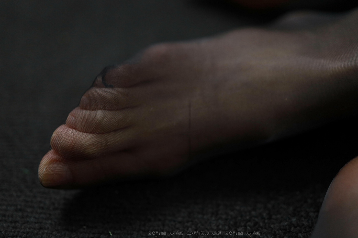 图片[80]-[IESS异思趣向]2021.11.14 丝享家974：团团《长腿打字员》[99P] – 速更版-美库