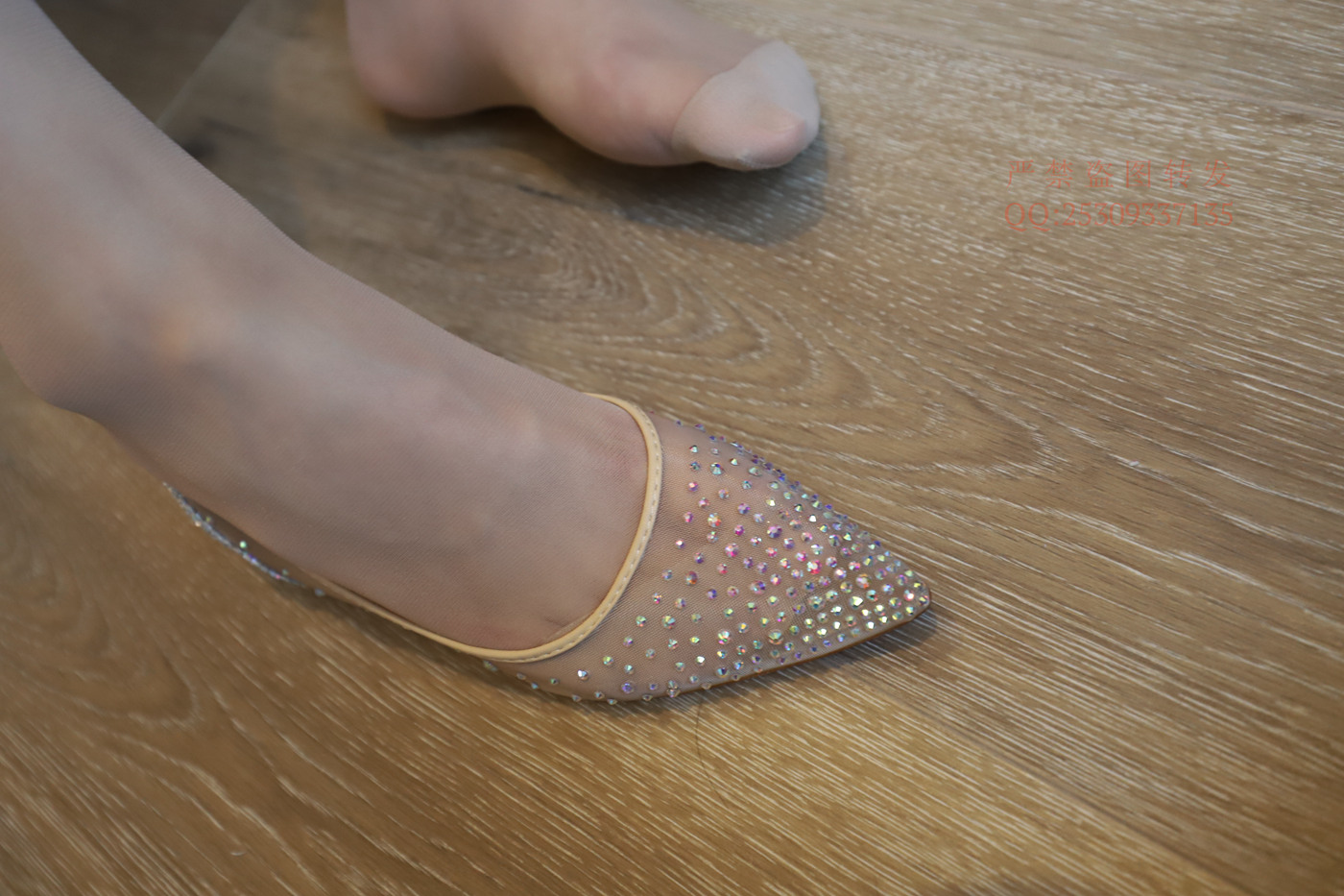 图片[173]-大西瓜爱牙膏-2018 7.8月活动 模特1（一） 服务员户外肉丝 [217P] – 速更版-美库