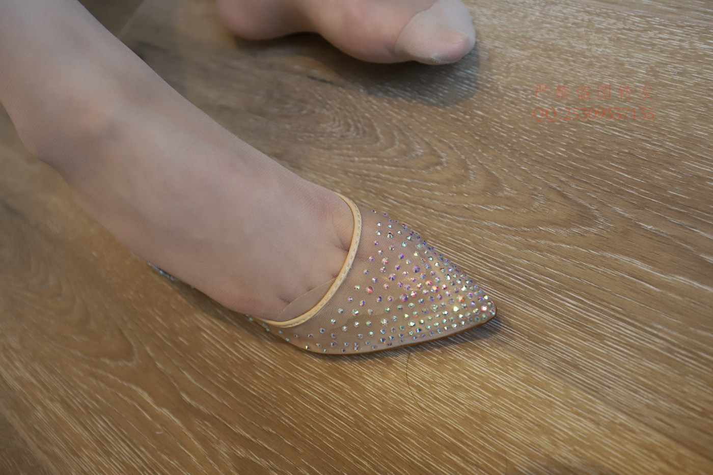 图片[174]-大西瓜爱牙膏-2018 7.8月活动 模特1（一） 服务员户外肉丝 [217P] – 速更版-美库