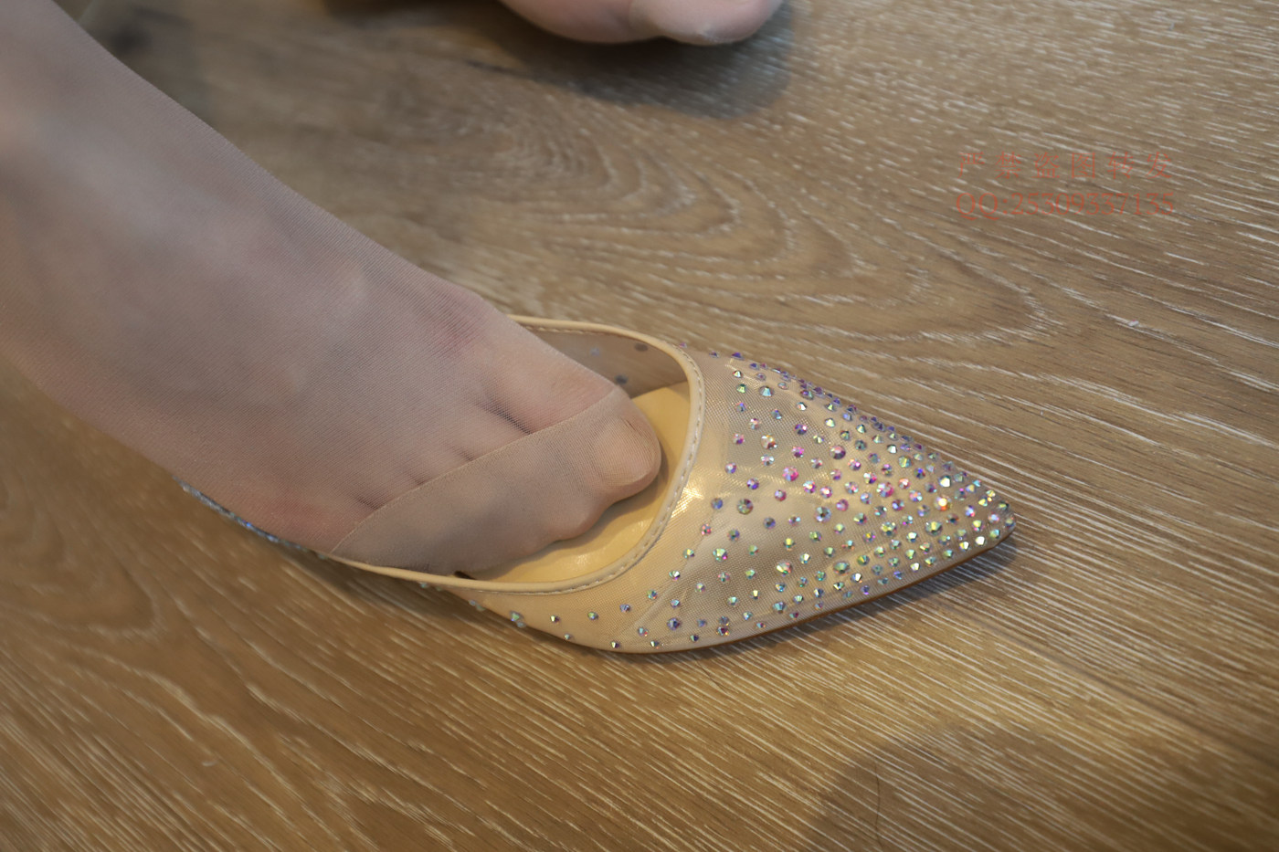 图片[179]-大西瓜爱牙膏-2018 7.8月活动 模特1（一） 服务员户外肉丝 [217P] – 速更版-美库