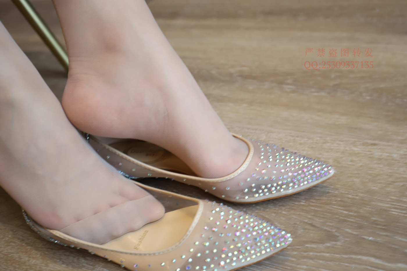 图片[185]-大西瓜爱牙膏-2018 7.8月活动 模特1（一） 服务员户外肉丝 [217P] – 速更版-美库