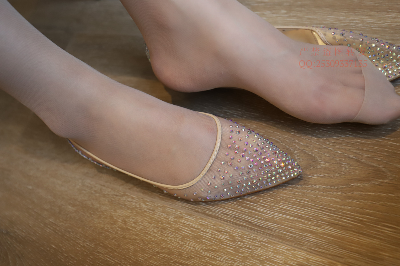 图片[201]-大西瓜爱牙膏-2018 7.8月活动 模特1（一） 服务员户外肉丝 [217P] – 速更版-美库