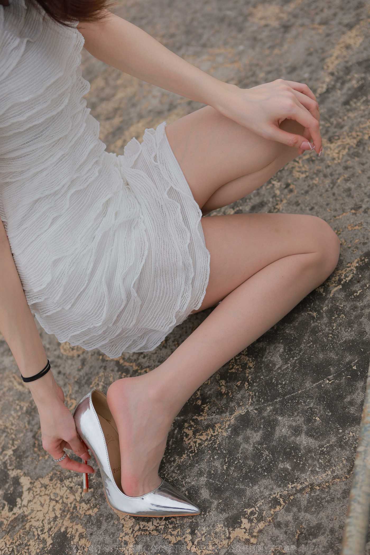 图片[57]-[IESS异思趣向]2021.11.25 丝享家979：佳爷《12月女神佳爷-特辑》[93P] – 速更版-美库