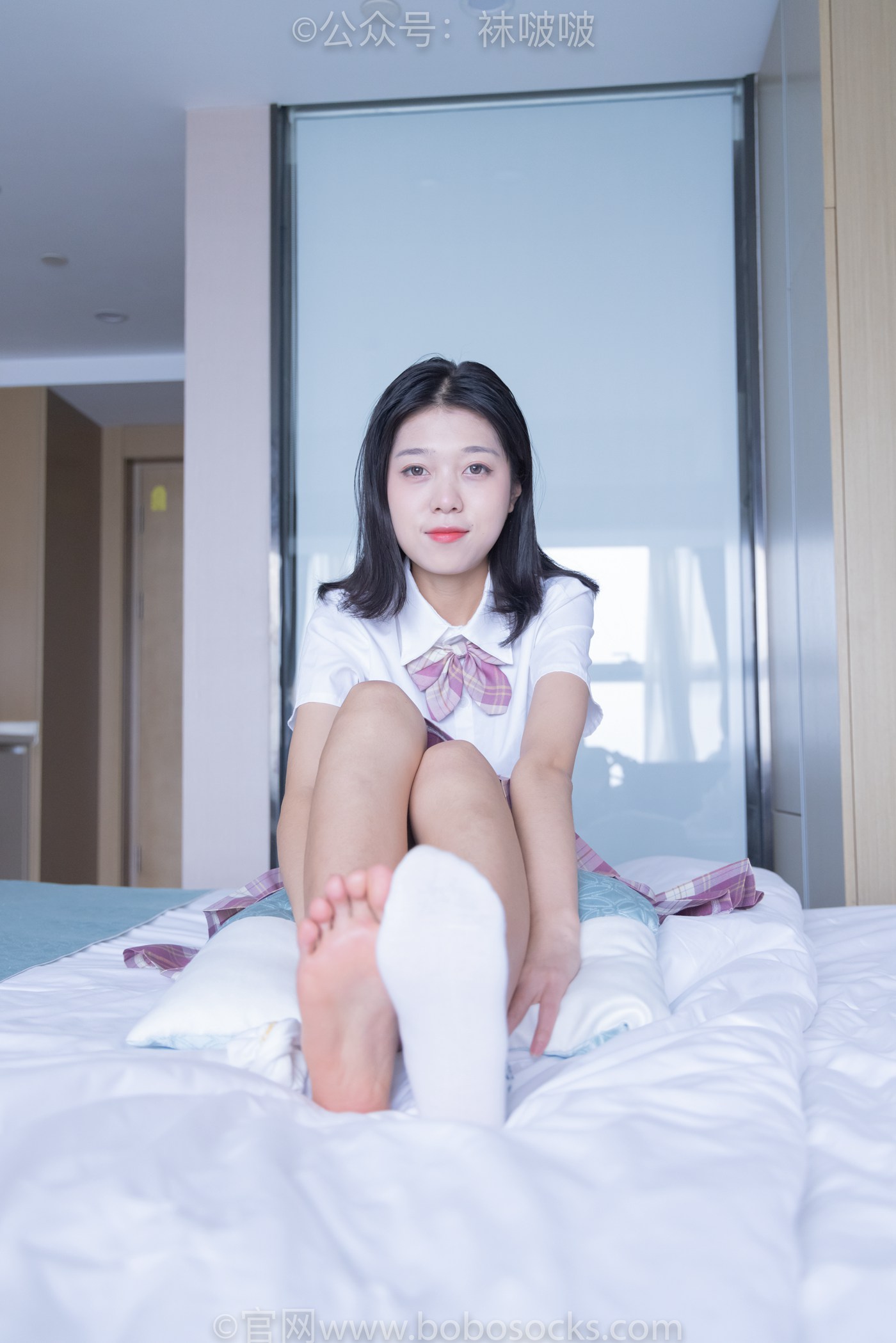 图片[73]-[BoBoSocks袜啵啵]NO.052 瑶瑶-JK制服、帆布鞋、白棉袜、裸足[133P] – 速更版-美库