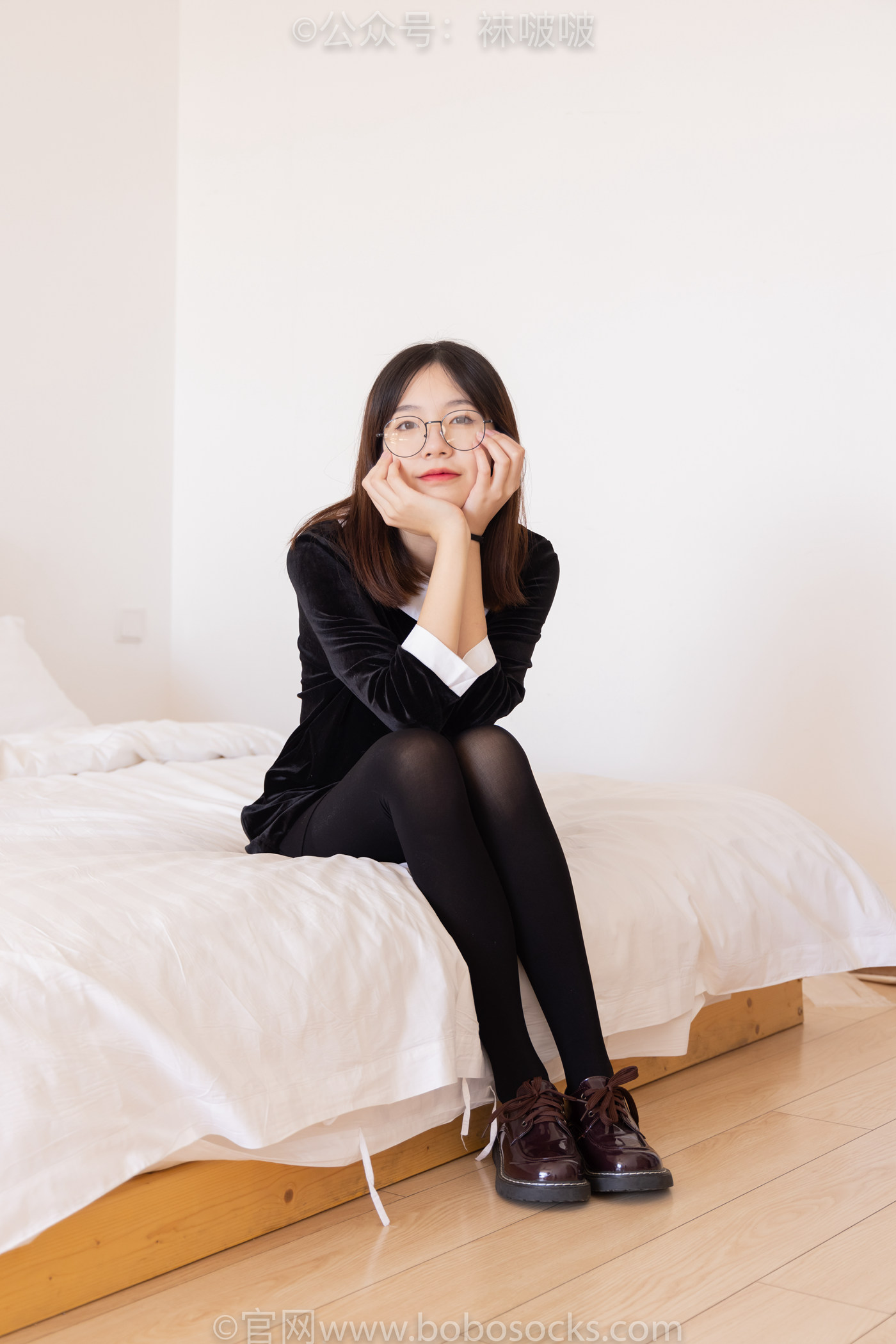 图片[142]-[BoBoSocks袜啵啵]NO.053 小甜豆-皮鞋、厚黑丝、黑色蕾丝船袜[143P] – 速更版-美库