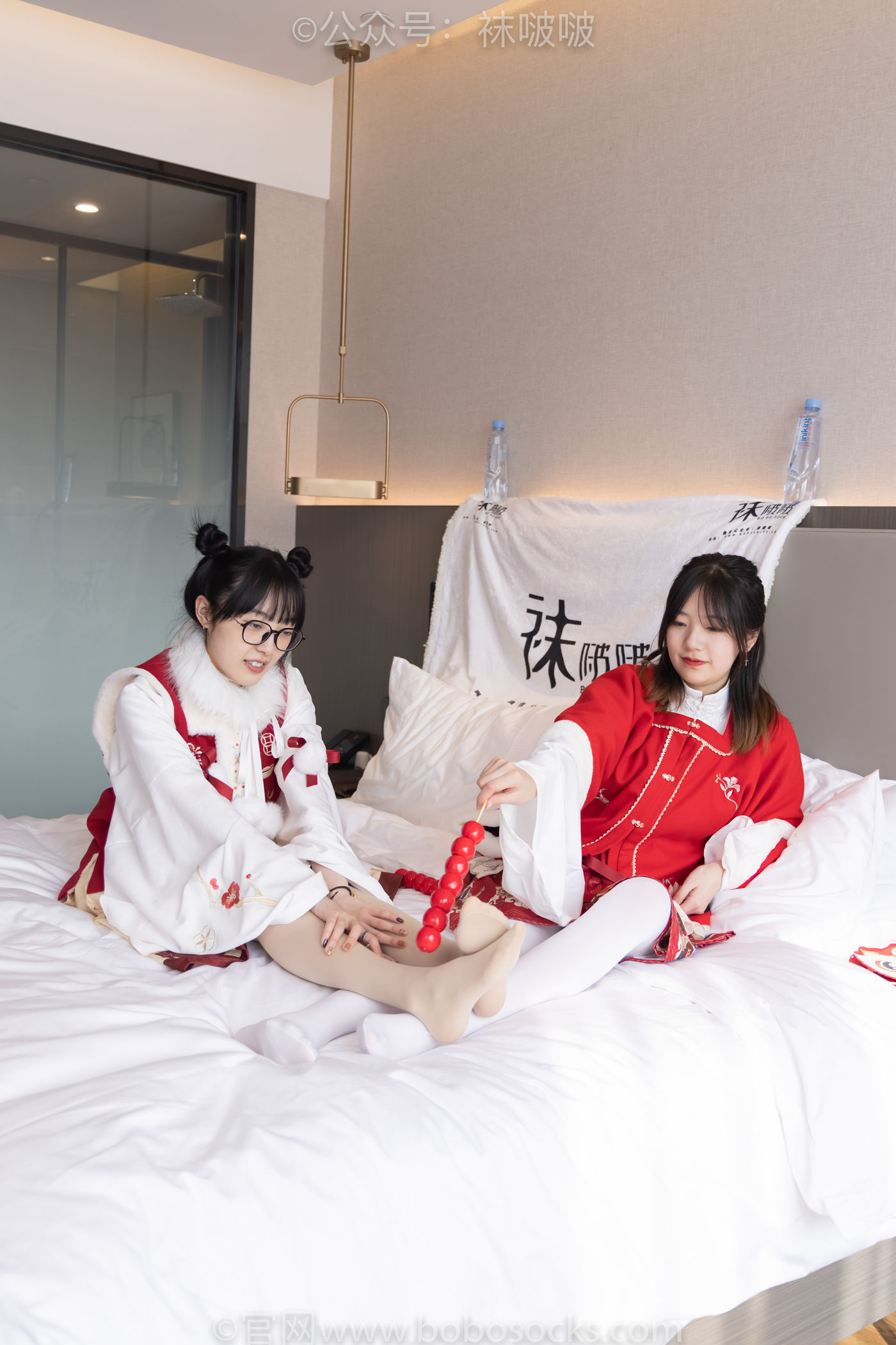 图片[40]-[BoBoSocks袜啵啵]NO.054 小甜豆与稚予-给大家拜年啦[139P] – 速更版-美库