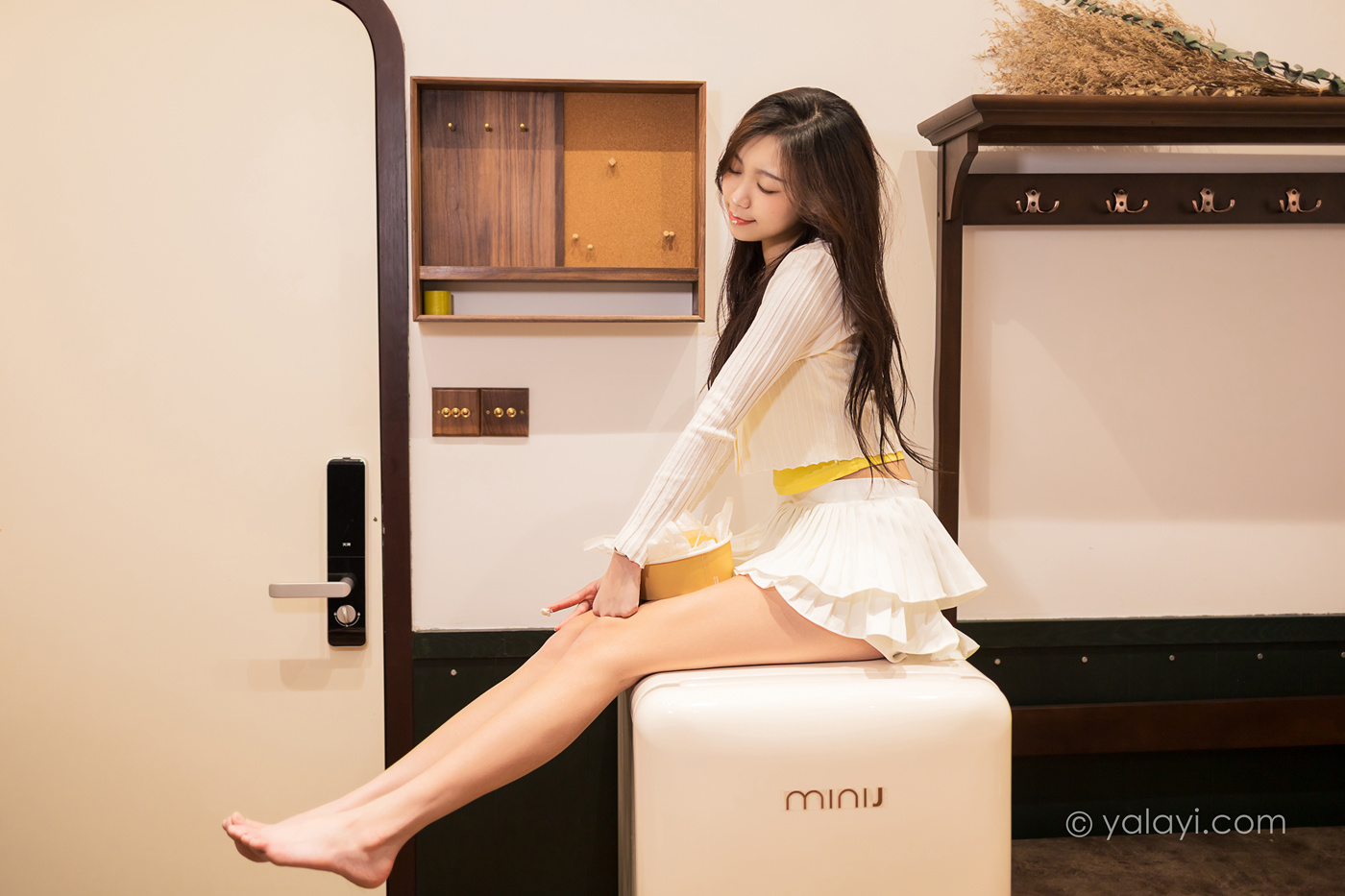 图片[27]-[YALAYI雅拉伊] 2022.04.29 NO.926 太幸运 梓瑶[47P] – 速更版-美库