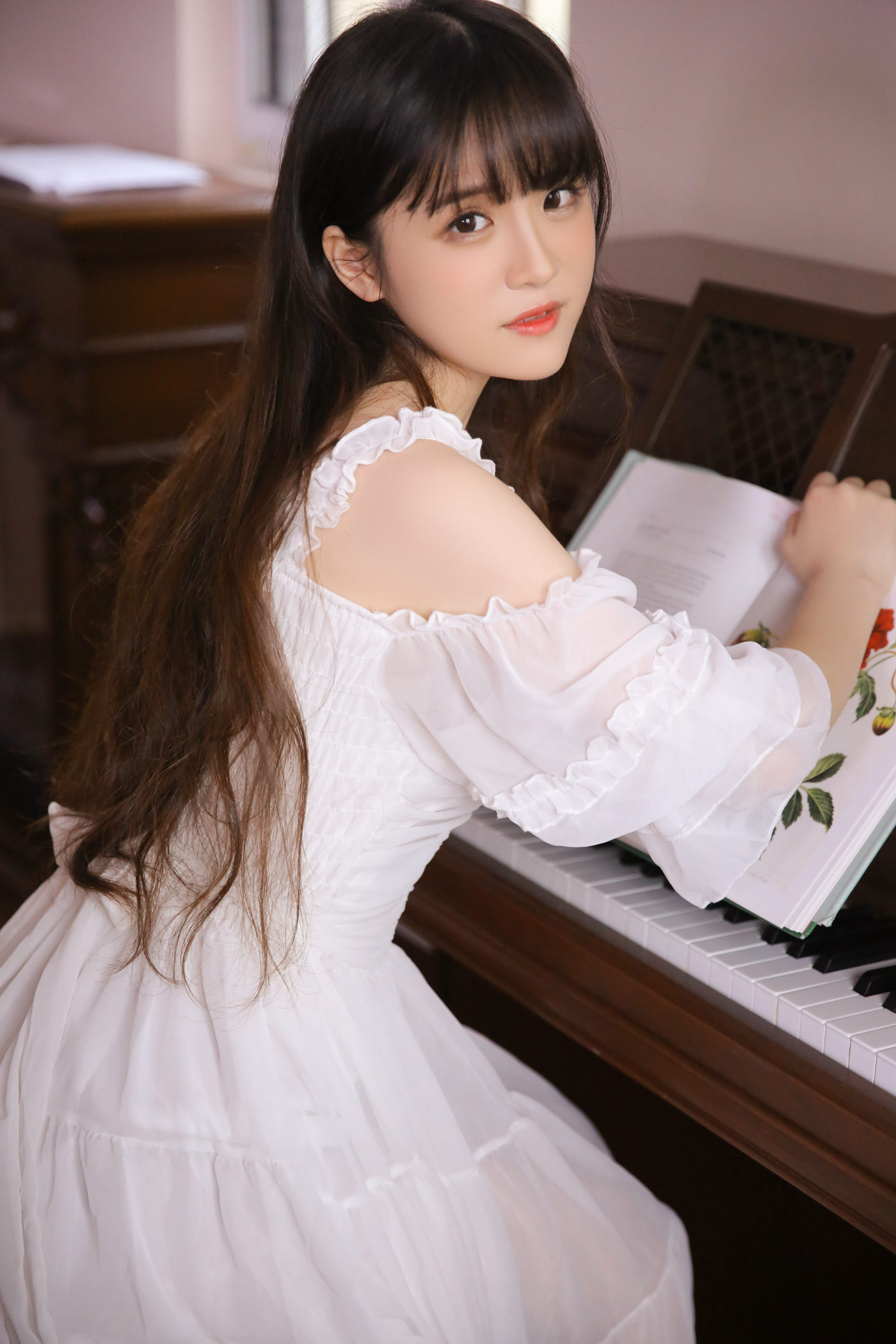 图片[44]-[YALAYI雅拉伊] 2022.05.05 NO.927 尽情可爱[45P] – 速更版-美库