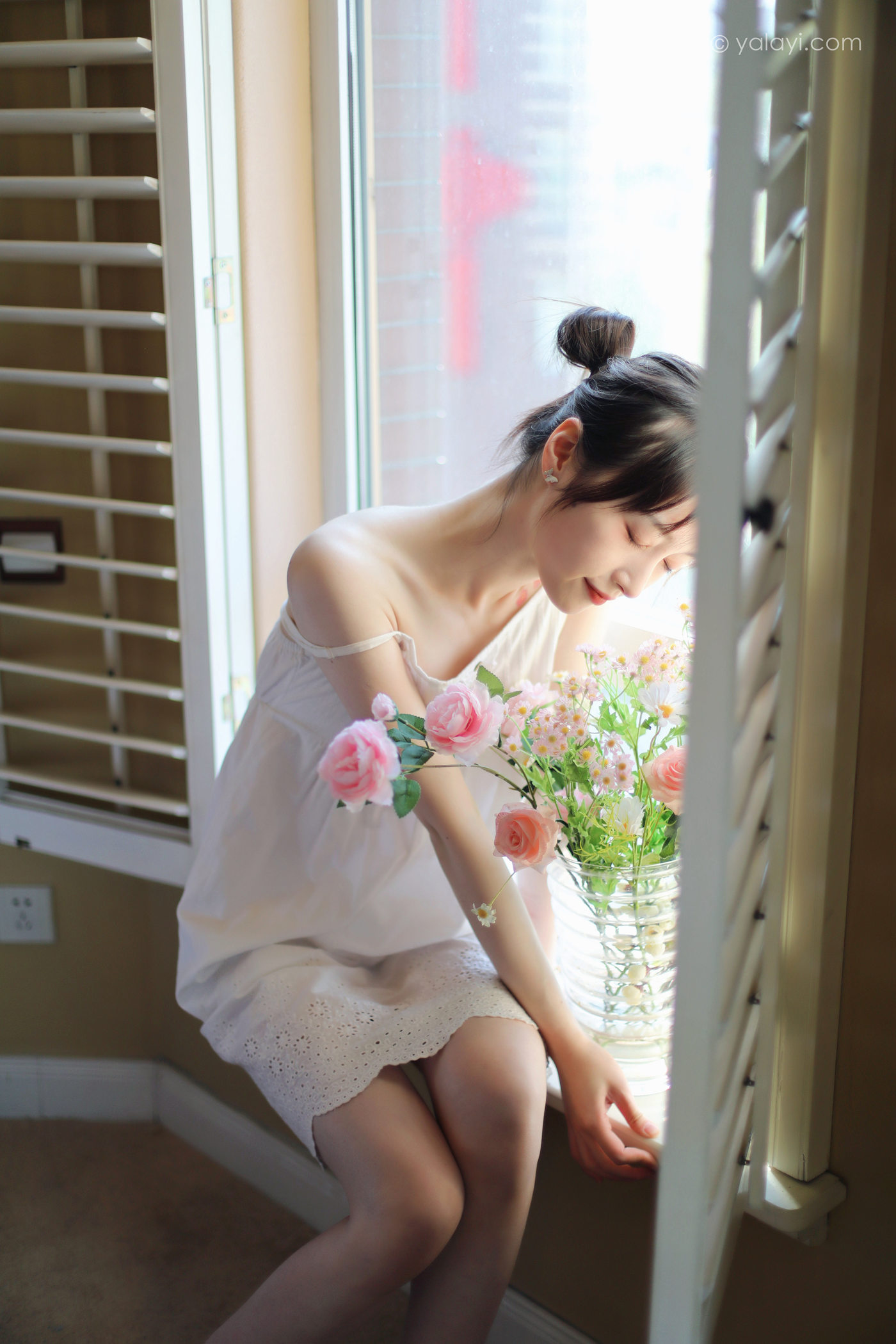 图片[16]-[YALAYI雅拉伊] 2022.05.11 NO.930 光影零乱 京京[42P] – 速更版-美库