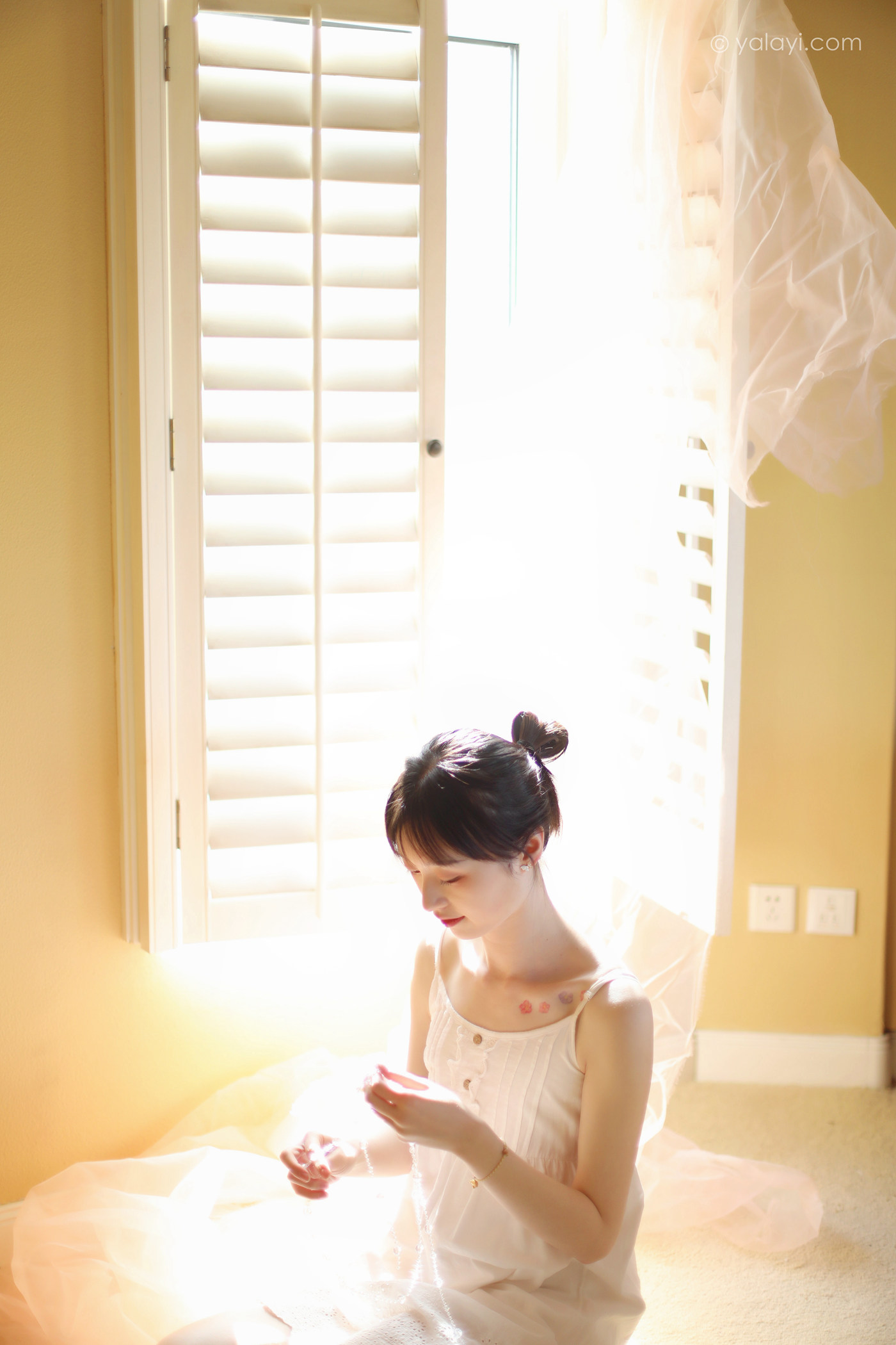 图片[31]-[YALAYI雅拉伊] 2022.05.11 NO.930 光影零乱 京京[42P] – 速更版-美库