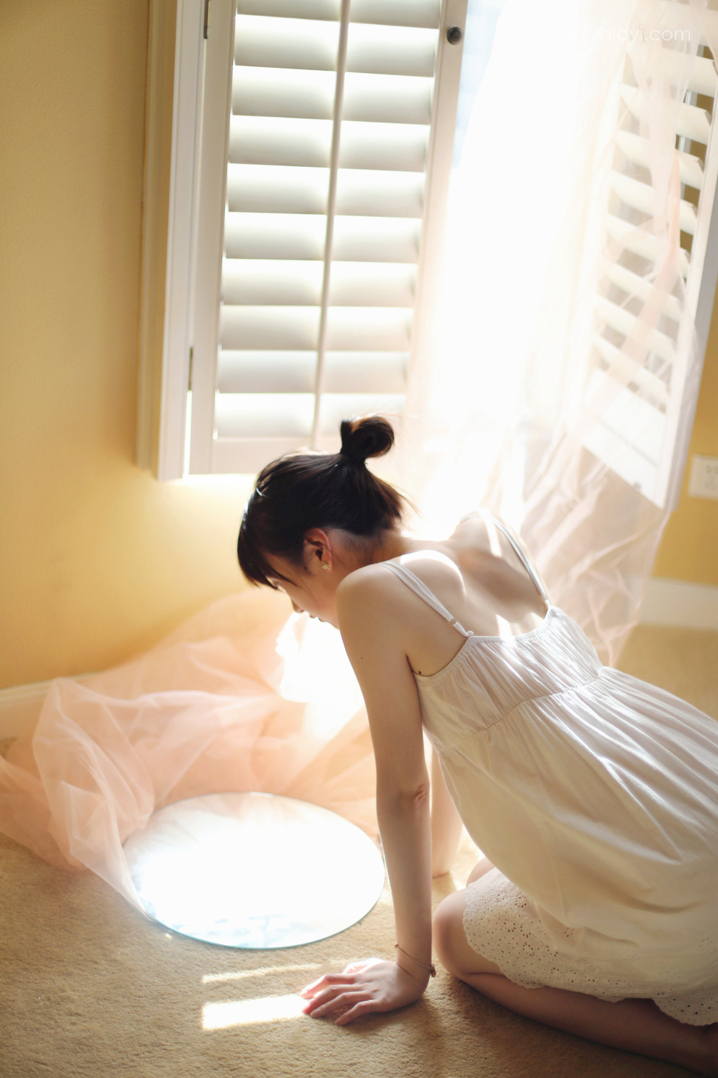 图片[32]-[YALAYI雅拉伊] 2022.05.11 NO.930 光影零乱 京京[42P] – 速更版-美库