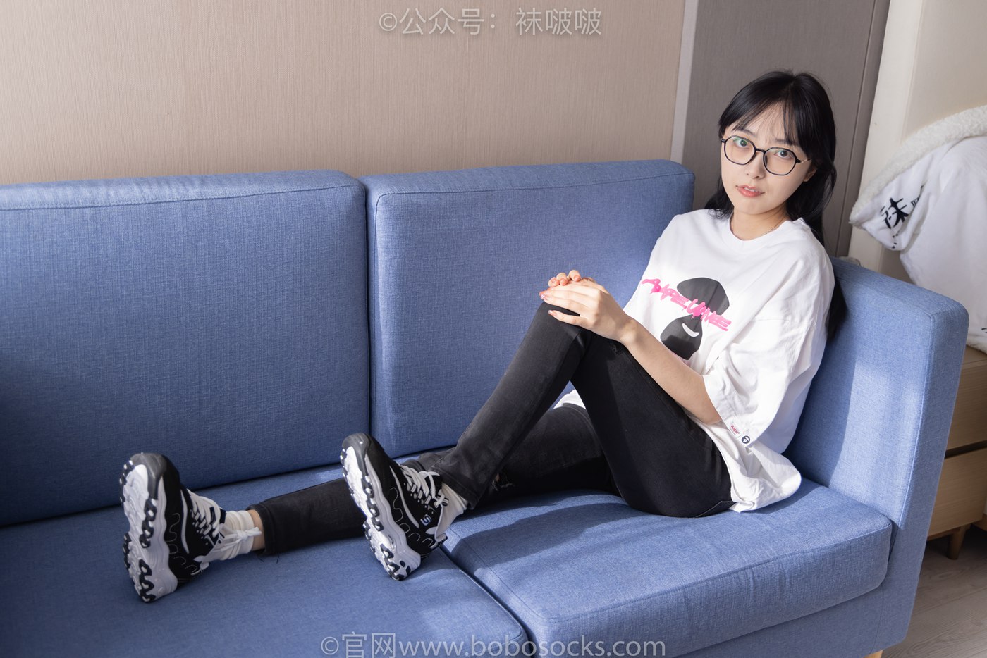 图片[25]-[BoBoSocks袜啵啵]NO.055 稚予-斯凯奇运动鞋、白棉袜、黑棉袜[139P] – 速更版-美库