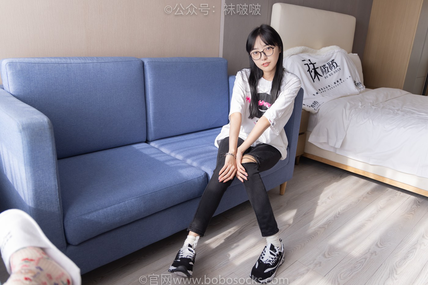 图片[39]-[BoBoSocks袜啵啵]NO.055 稚予-斯凯奇运动鞋、白棉袜、黑棉袜[139P] – 速更版-美库