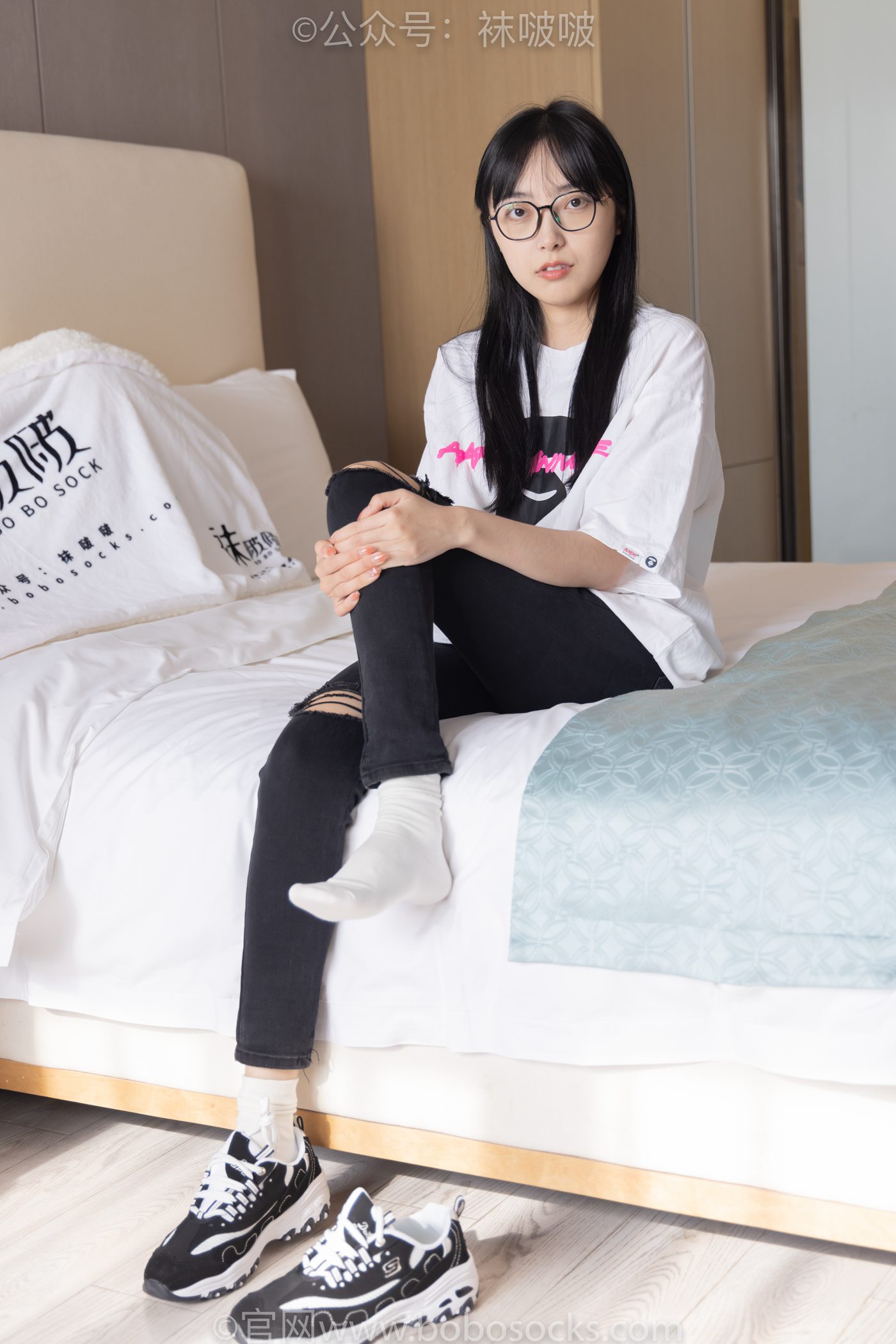 图片[42]-[BoBoSocks袜啵啵]NO.055 稚予-斯凯奇运动鞋、白棉袜、黑棉袜[139P] – 速更版-美库