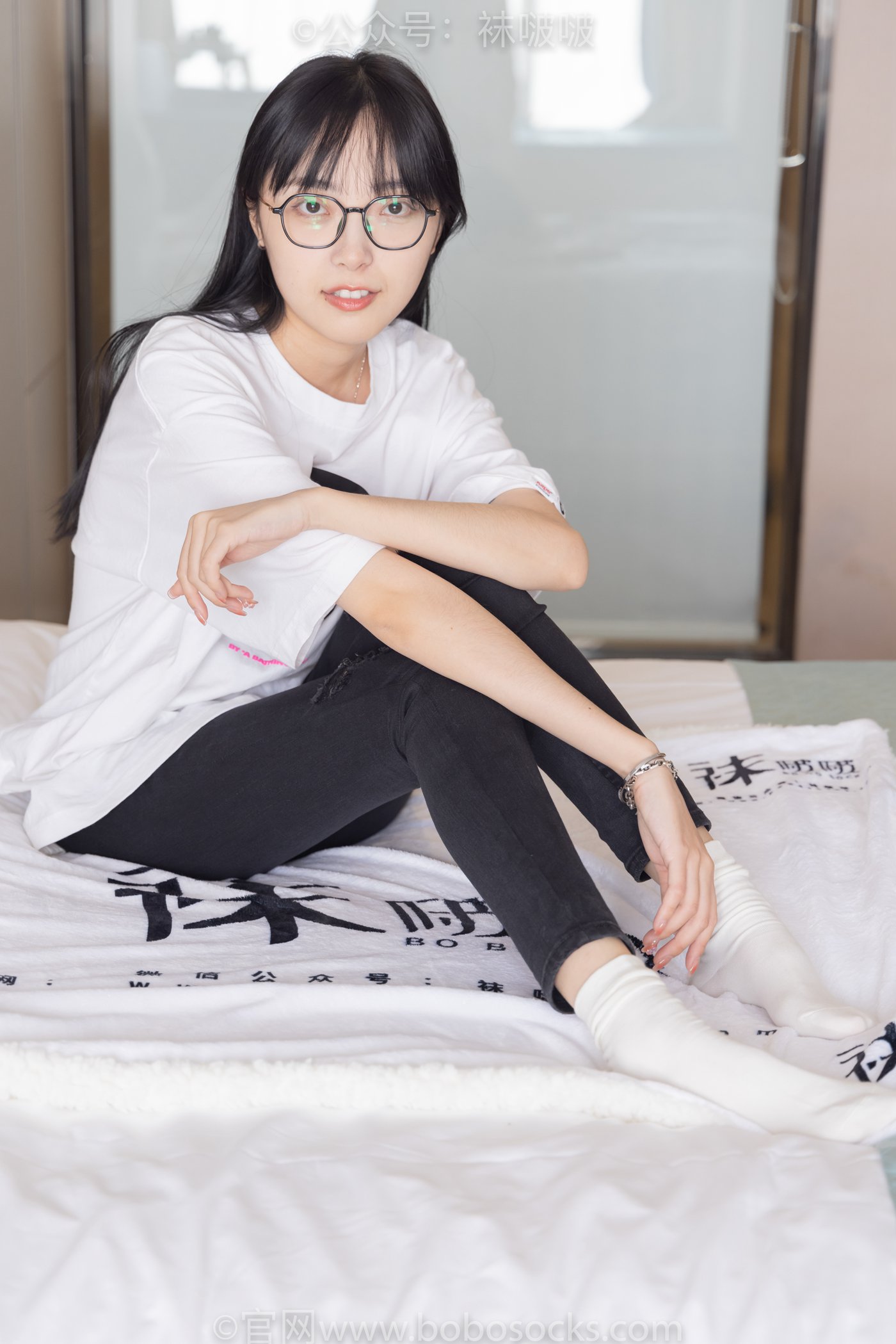 图片[55]-[BoBoSocks袜啵啵]NO.055 稚予-斯凯奇运动鞋、白棉袜、黑棉袜[139P] – 速更版-美库