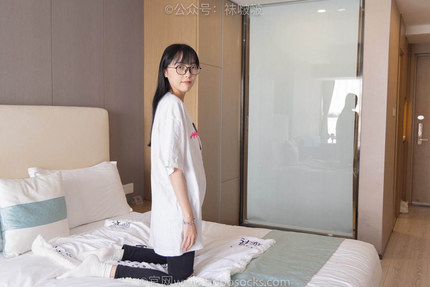 图片[67]-[BoBoSocks袜啵啵]NO.055 稚予-斯凯奇运动鞋、白棉袜、黑棉袜[139P] – 速更版-美库