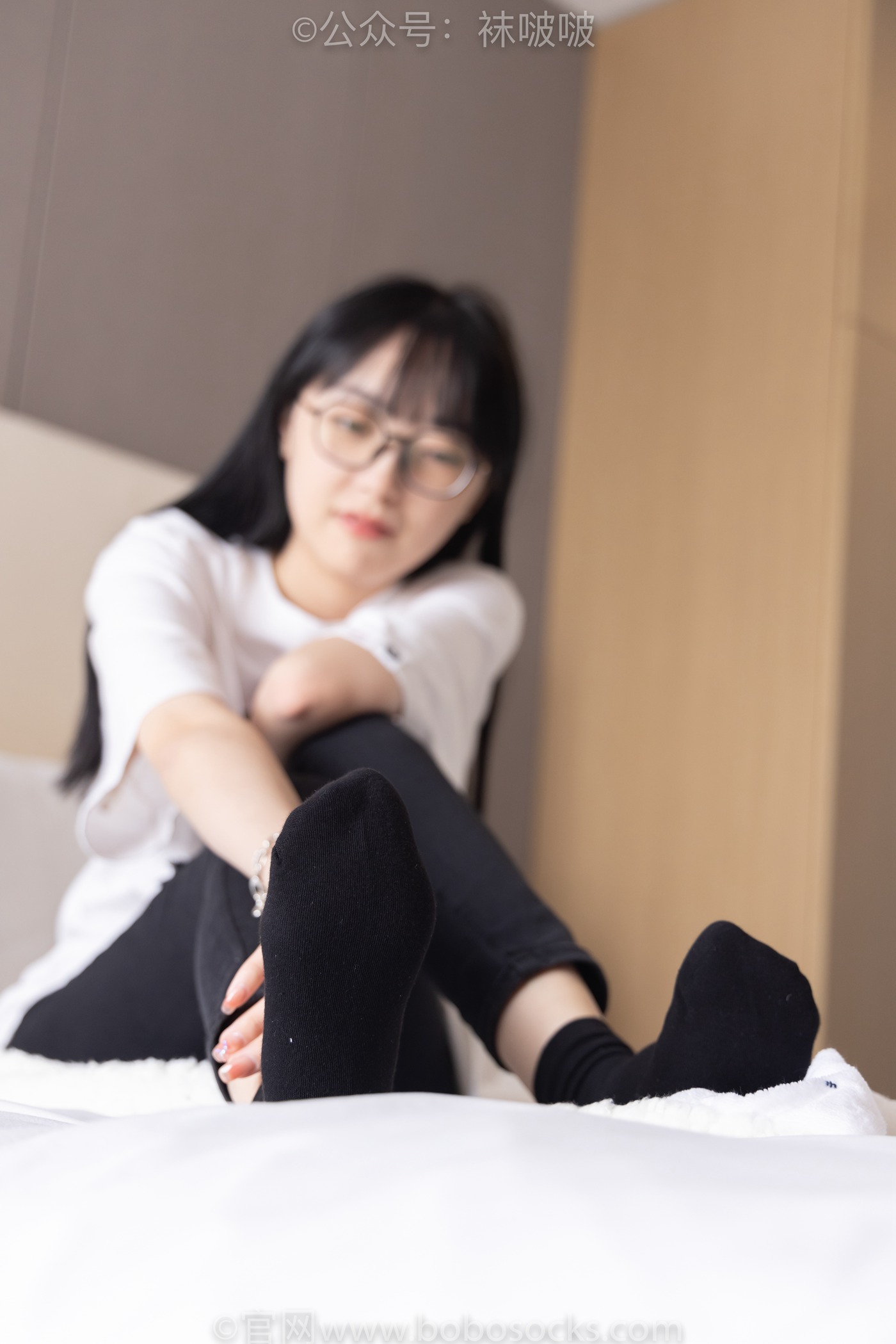 图片[128]-[BoBoSocks袜啵啵]NO.055 稚予-斯凯奇运动鞋、白棉袜、黑棉袜[139P] – 速更版-美库