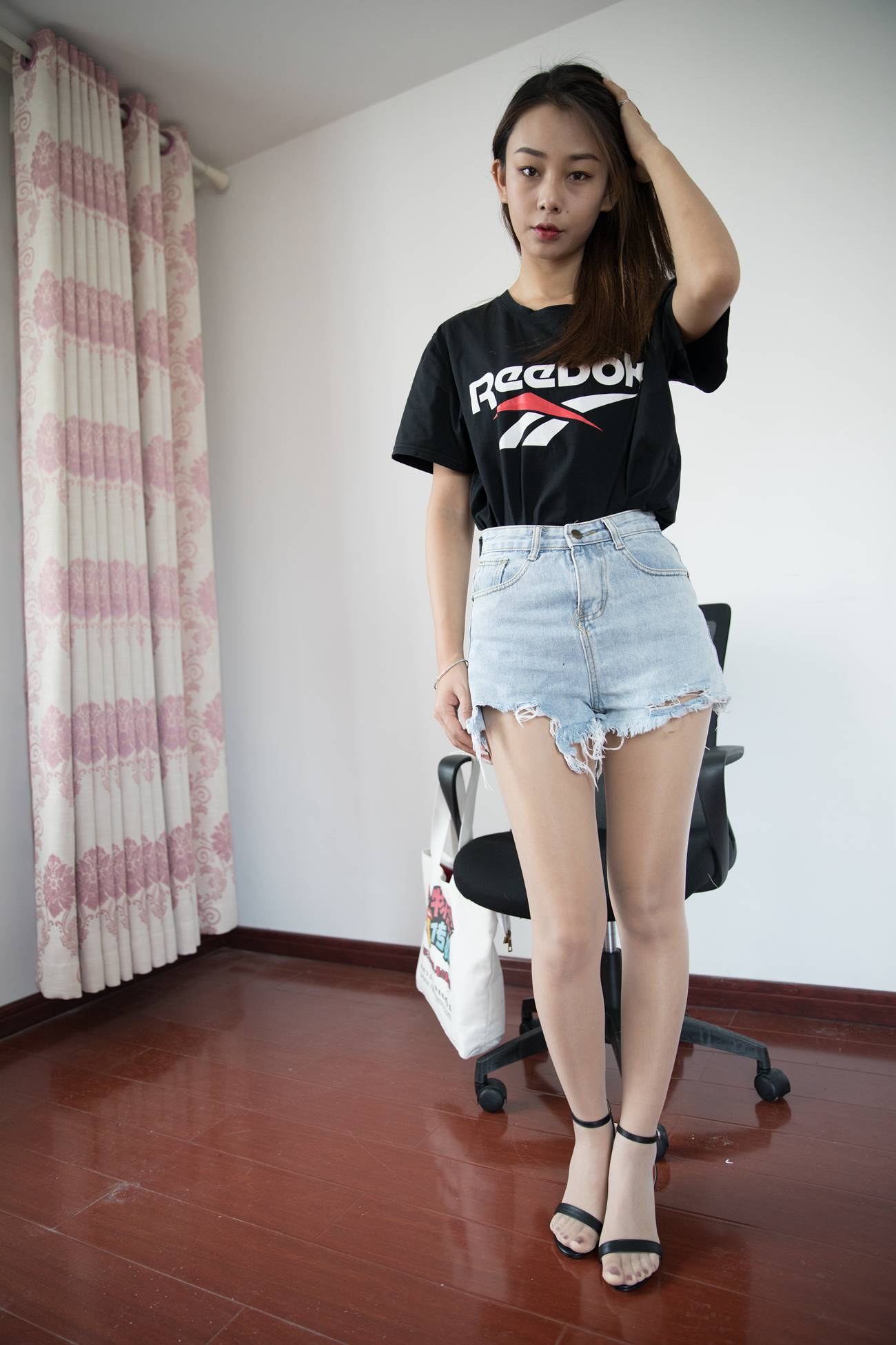 图片[43]-勿恋传媒 No.390 岚岚-夏天的风 [153P] – 速更版-美库