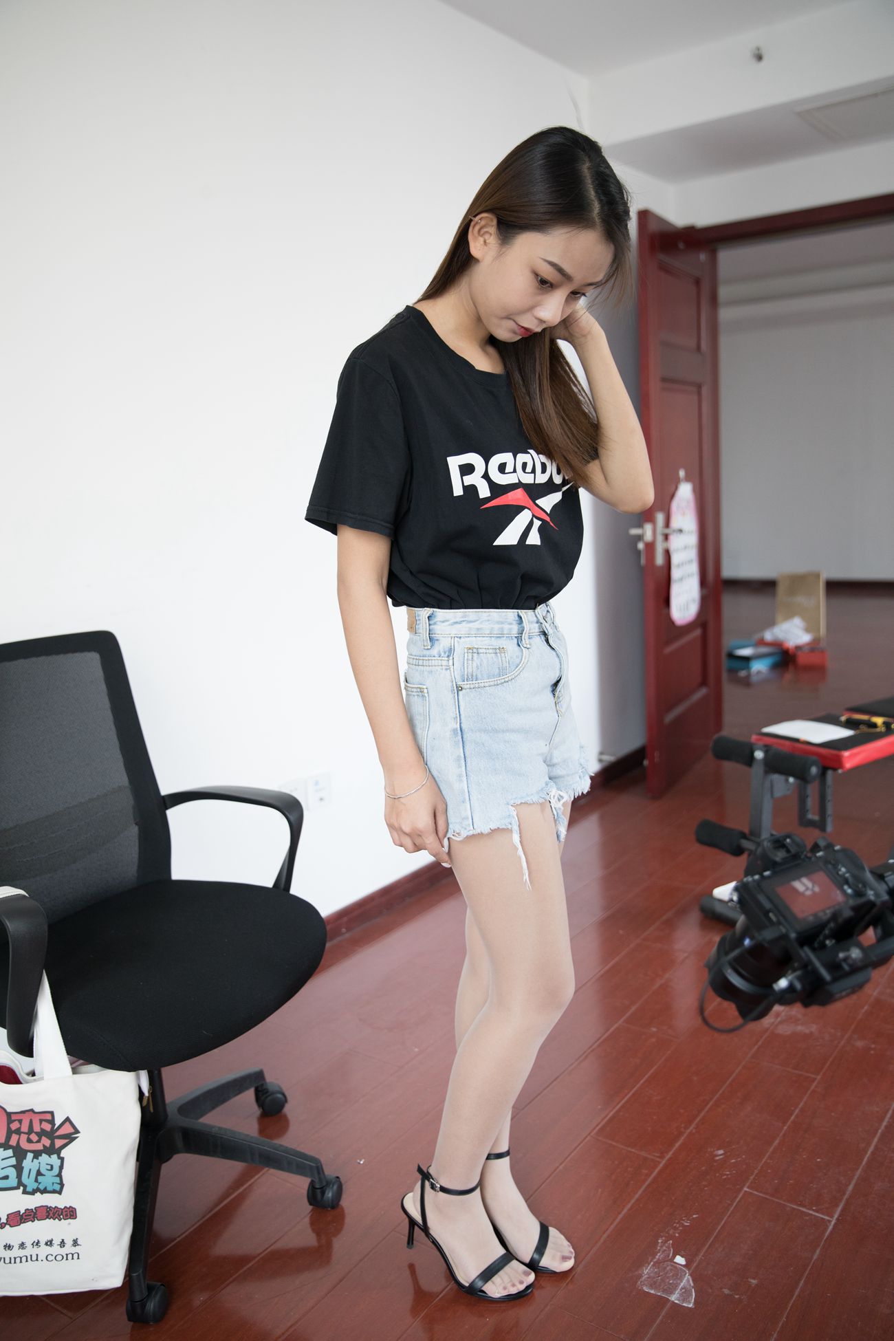 图片[52]-勿恋传媒 No.390 岚岚-夏天的风 [153P] – 速更版-美库