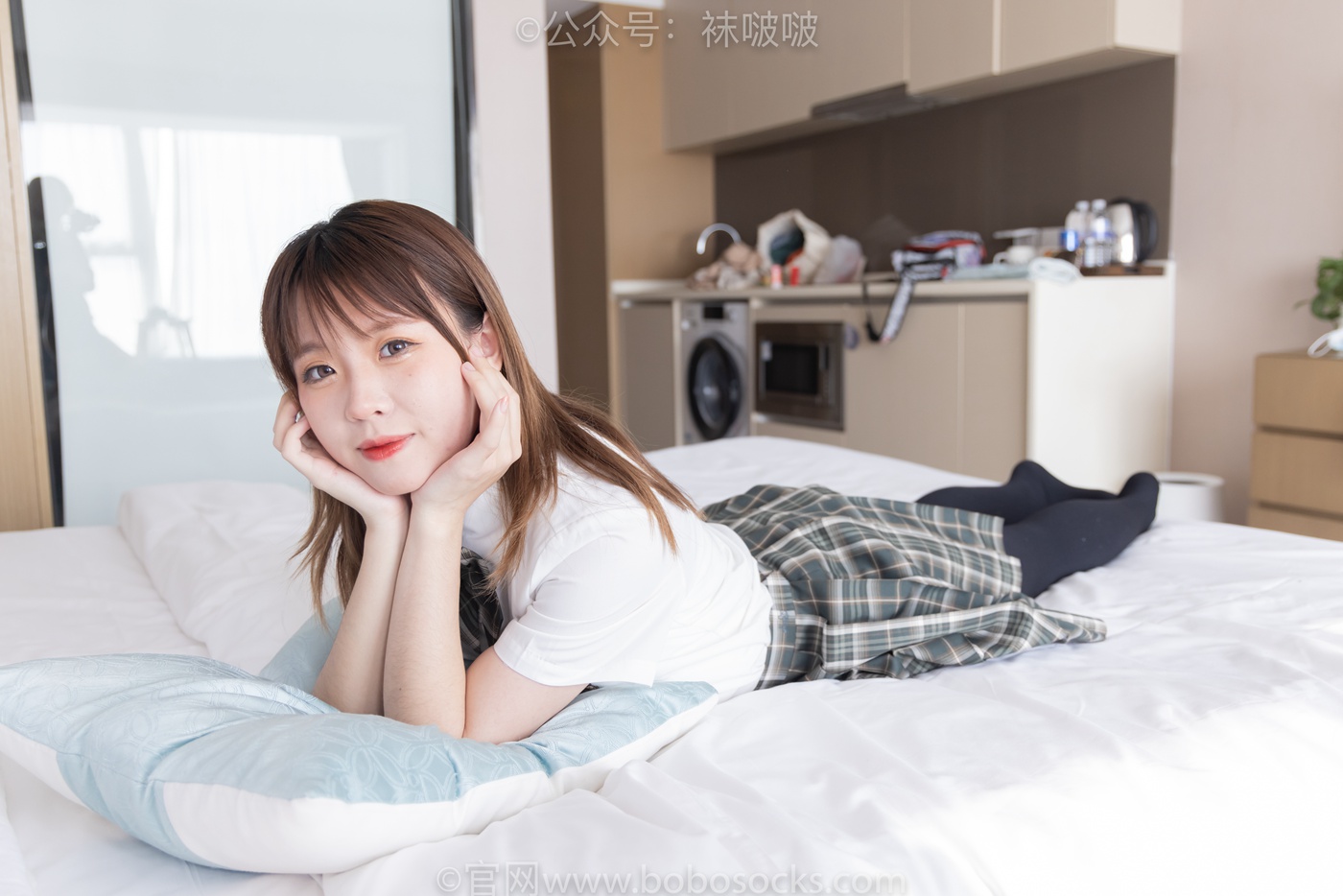 图片[93]-[BoBoSocks袜啵啵]NO.056 朵朵-JK制服、皮鞋、厚黑丝[135P] – 速更版-美库